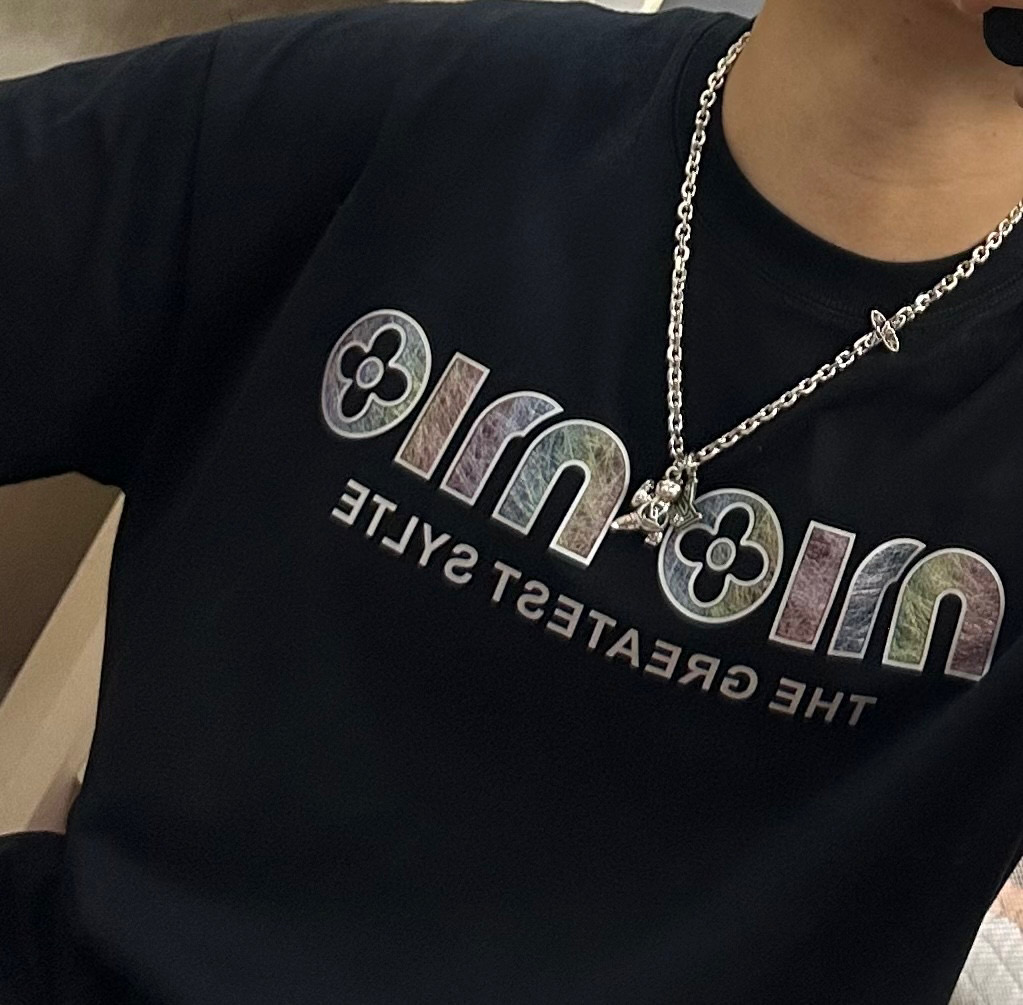     路易威登 LV项链🇷🇼原单货🇷🇼专柜新款开模复古潮流时尚必备 男女均可佩戴 情侣款同款 摇滚朋克