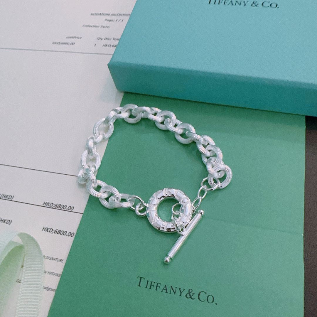   蒂芙尼🩵 TIFFNY&CO. 专柜精工银版本手链   明星同款 复古做旧风 原版复刻 纯手工打造 
