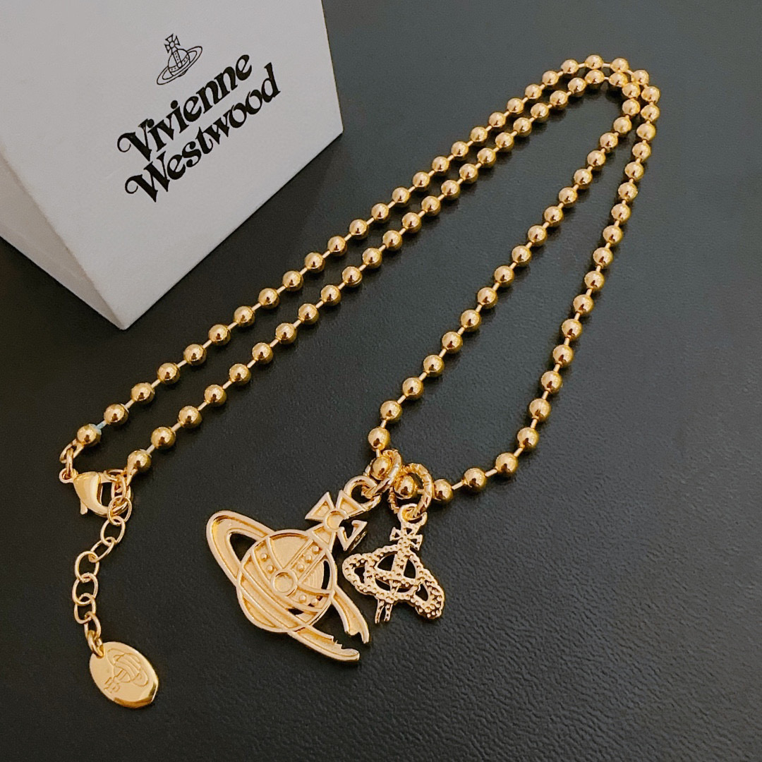      𝐕𝐢𝐯𝐢𝐞𝐧𝐧𝐞 𝐖𝐞𝐬𝐭𝐰𝐨𝐨𝐝🪐✨
高品质经典大土星项链男女同款
项链vivienne w