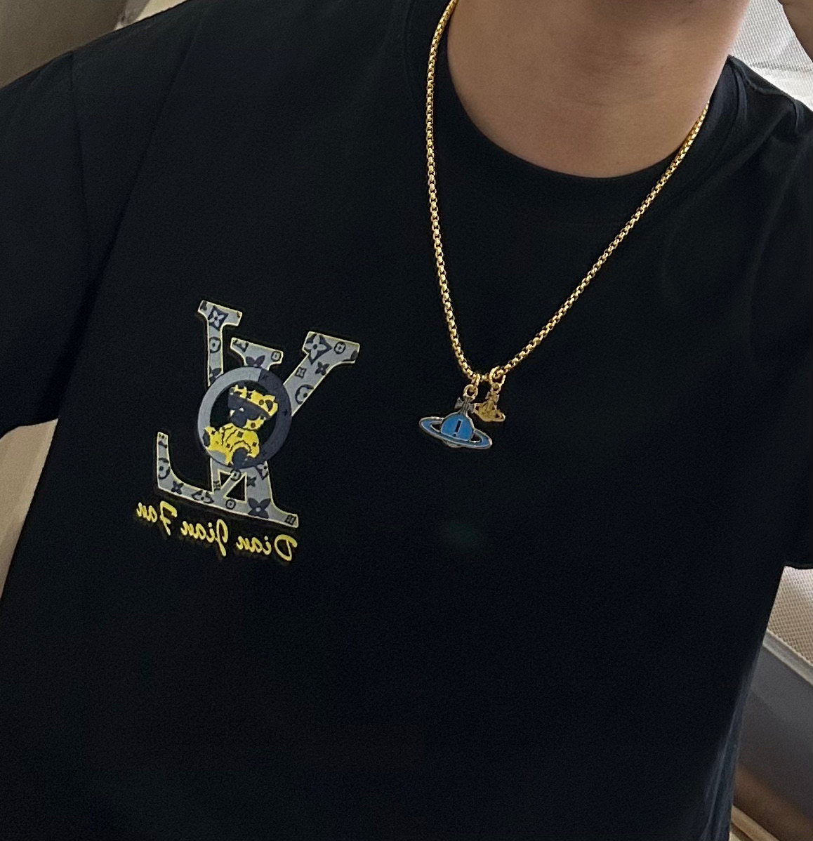      𝐕𝐢𝐯𝐢𝐞𝐧𝐧𝐞 𝐖𝐞𝐬𝐭𝐰𝐨𝐨𝐝🪐✨
高品质经典大土星项链男女同款
项链vivienne w