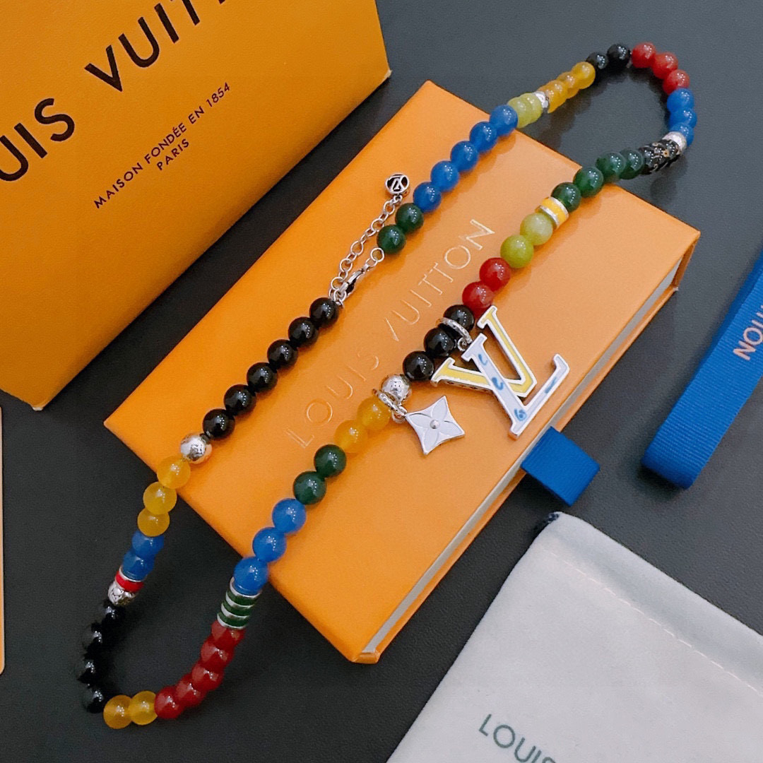   专柜精工版本路易威登LV项链🇷🇼多元素玛瑙泰银风格项链 权志龙明星同款 复古做旧风 原版复刻 纯手工