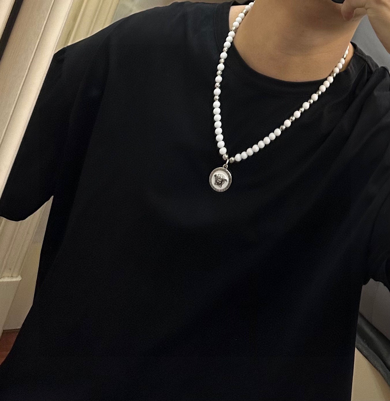 “Superstitious Silver Necklaces for Men and Women: Retro Fashion with Punk Style” - 图片 4