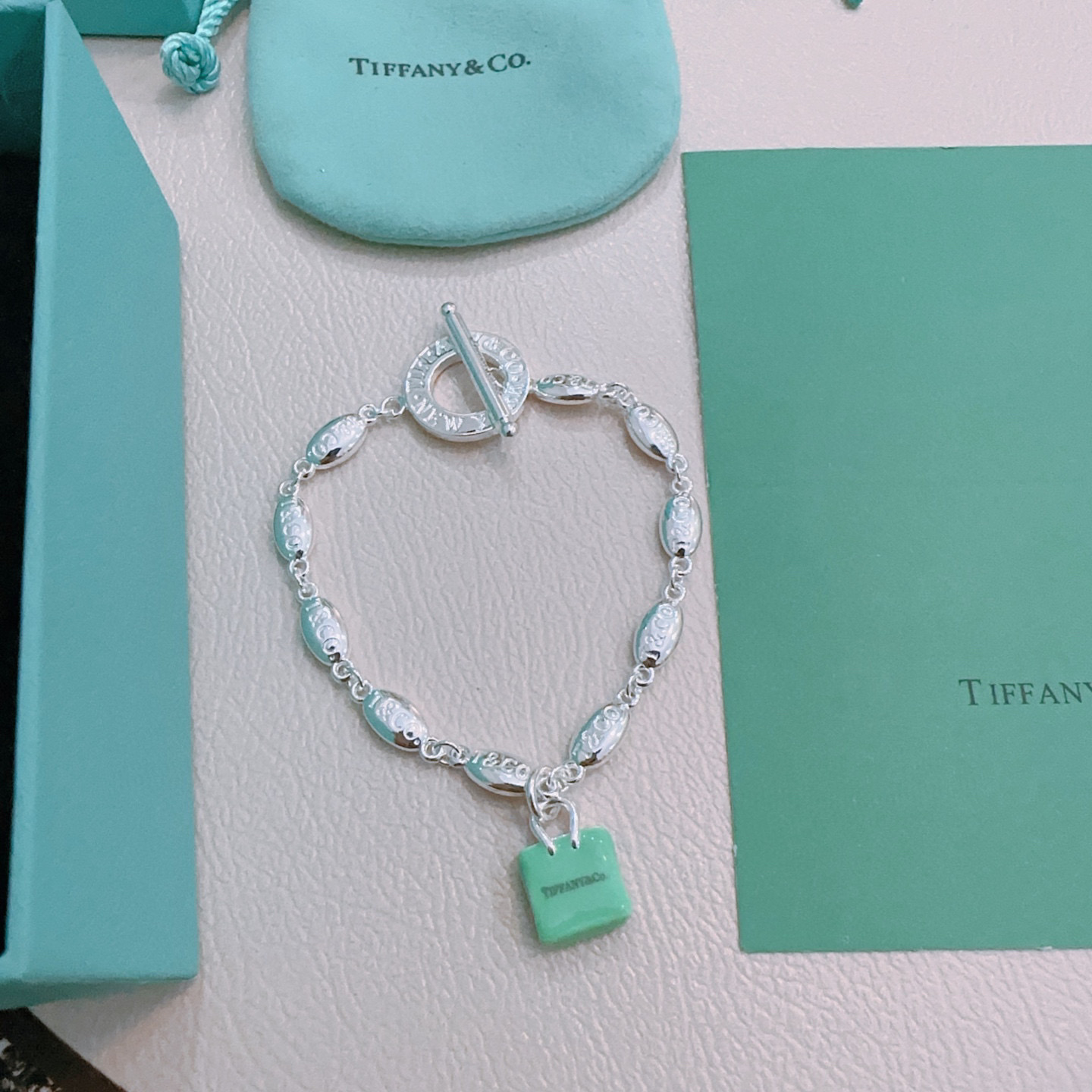   蒂芙尼手链🩵 TIFFNY&CO. 专柜精工银版本手链   明星同款 复古做旧风 原版复刻 纯手工打