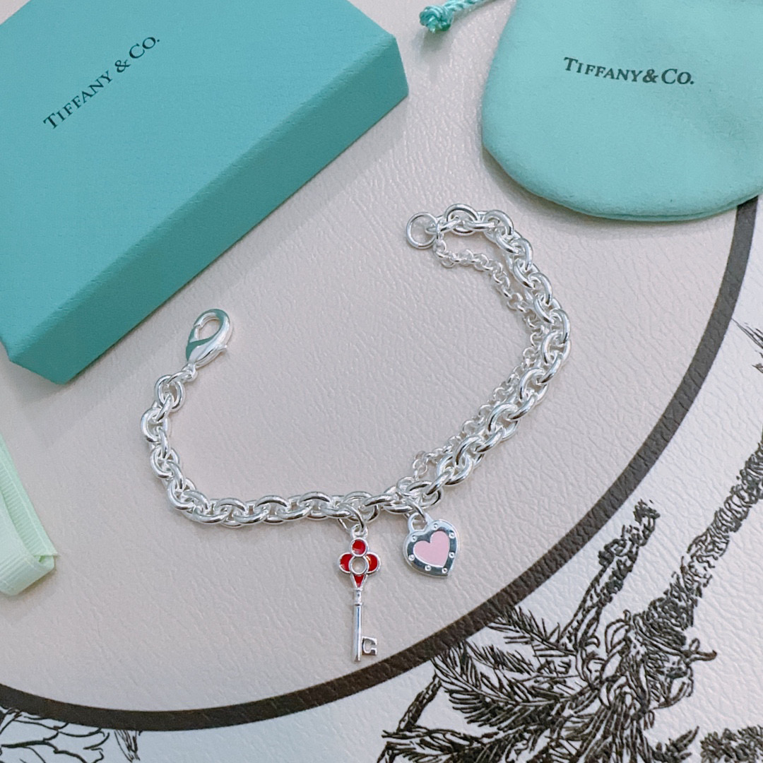 蒂芙尼🩵 TIFFNY&CO. 专柜精工银版本手链 明星同款 复古做旧风 原版复刻 纯手工打造 ～正品开