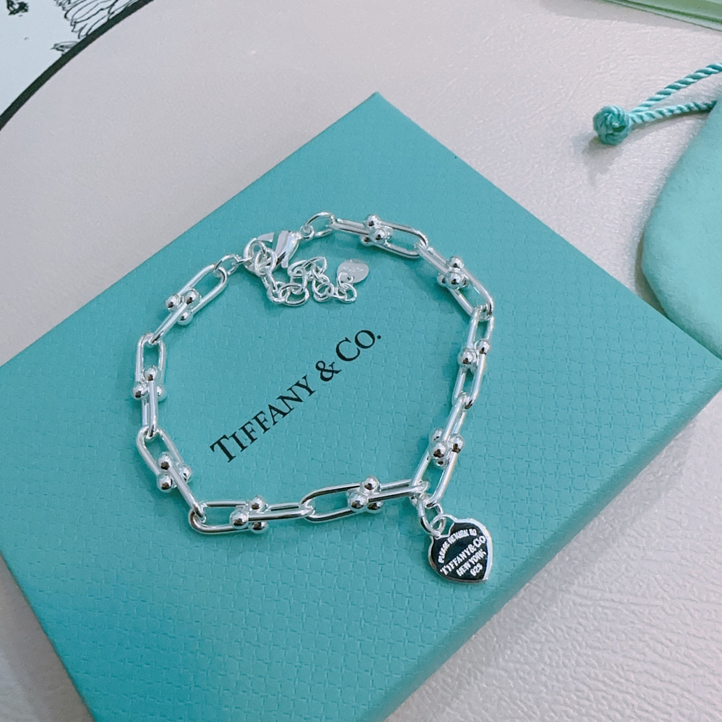 蒂芙尼🩵 TIFFNY&CO. 专柜精工银版本手链 明星同款 复古做旧风 原版复刻 纯手工打造 ～正品开