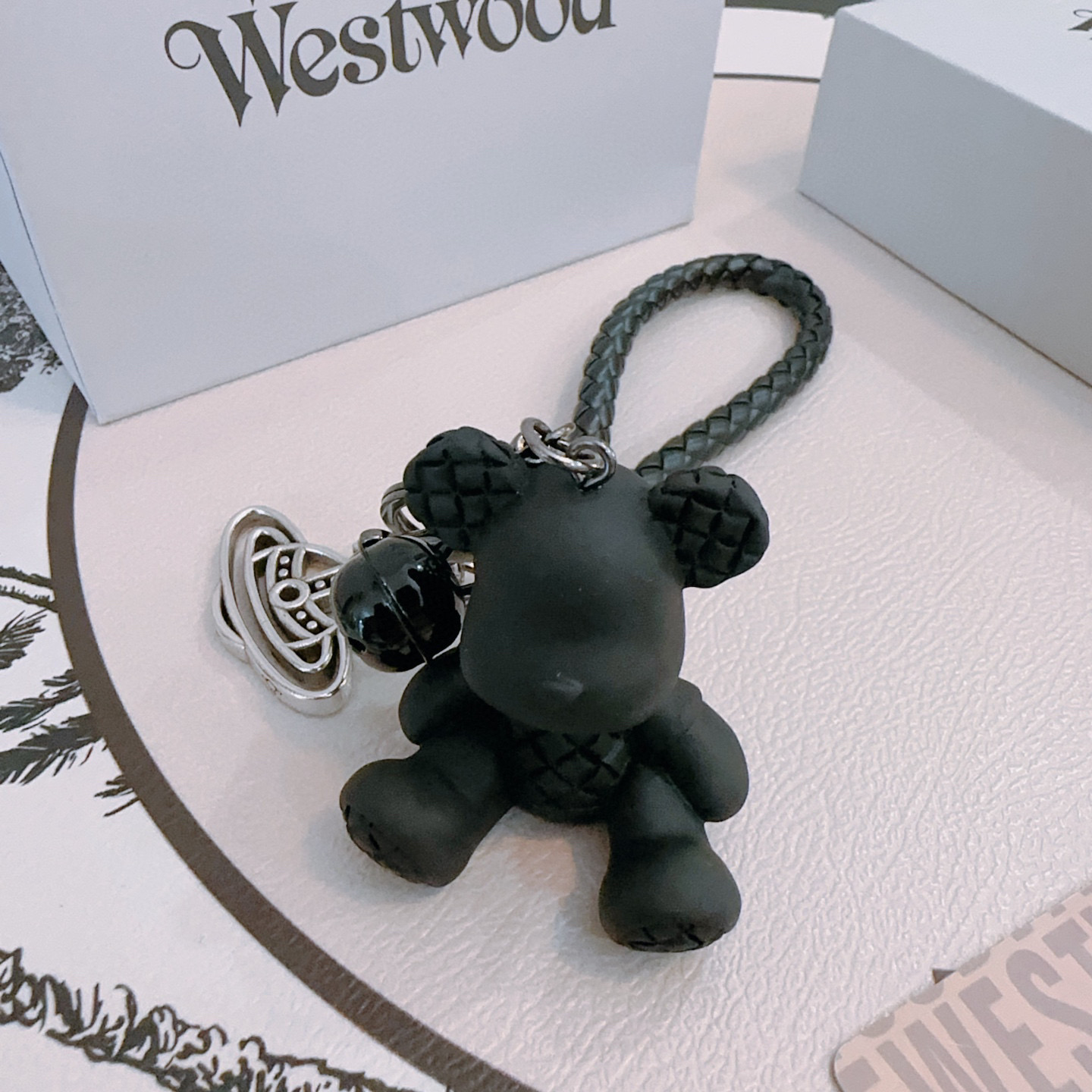 新品发布 西太后🪐钥匙扣 包包扣 最新款包包挂饰档次更高明星同款Anger Forest系列经典款联名设