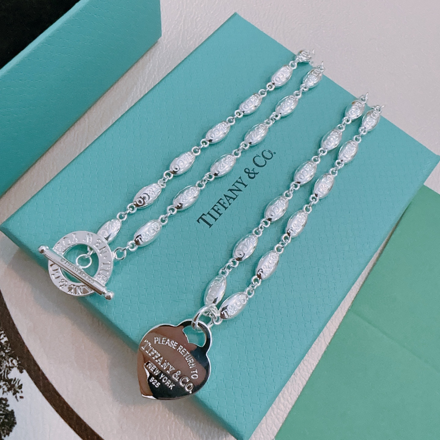 NO:380490,Tiffany Necklace TIFFNY&CO. The counter Seiko Silver version has the same style as the stars, retro and old style, original reproduction, purely handmade, authentic model opening trendy and fashion essentials, both men and women can wear it, couple style, rock punk silver style, trendy and versatile, the same style as the official website (60cm), jewelry quality, tiffany, necklace19860909蒂芙尼项链TIFFNY&CO. 专柜精工银版本明星同款 复古做旧风 原版复刻 纯手工打造 ～正品开模潮流时尚必备 男女均可佩戴 情侣款同款 摇滚朋克银风格 潮流百搭 官网同款（60cm）,饰品精品,tiffany,necklace,Jewelry