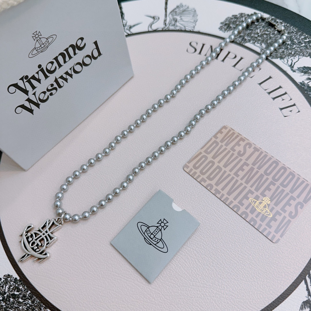 NO:516142,High-quality classic Saturn necklace for men and women (60cm) necklace vivienne westwood Queen Mother Saturn pearl necklace!  British fashion designer, mother of punk in fashion!  Fashionable and trendy style, powerful quality, super beautiful design!  The simple and elegant embroidery logo is exquisite. There is no need to worry about not looking good because of the new design of classic elements!  The perfect choice for gifts, fully showing the personality style. The quality is very high-quality jewelry gives people a big brand aura and is very exquisite, making the whole person's level improves several levels, definitely worth buying, jewelry quality, necklace19860909高品质经典大土星项链男女同款（60cm） 项链vivienne westwood西太后土星珍珠项链！英国时装设计师,时装的朋克之母！时尚潮流风格,品质强大,超美的设计！简约大气刺绣Logo精致这个款不用担心不好看,因为经典的元素洋气的新设计！赠礼的完美之选,充分展现个性风范.品质非常整个首饰给人大牌气场的同时又非常精致,让整个人的层次提升好几个level绝对值得入手,饰品精品,necklace,Jewelry