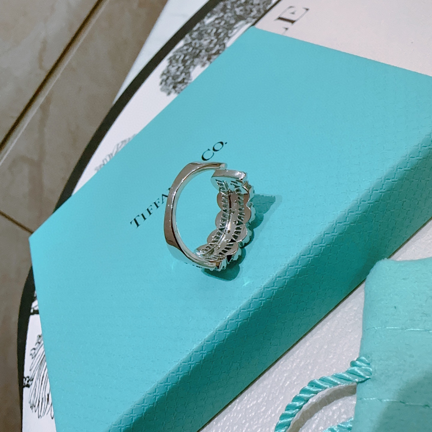 Tiffany & Co. V Gold Platinum Plated Adjustable Ring 4 i1760523784395 8857 0 2