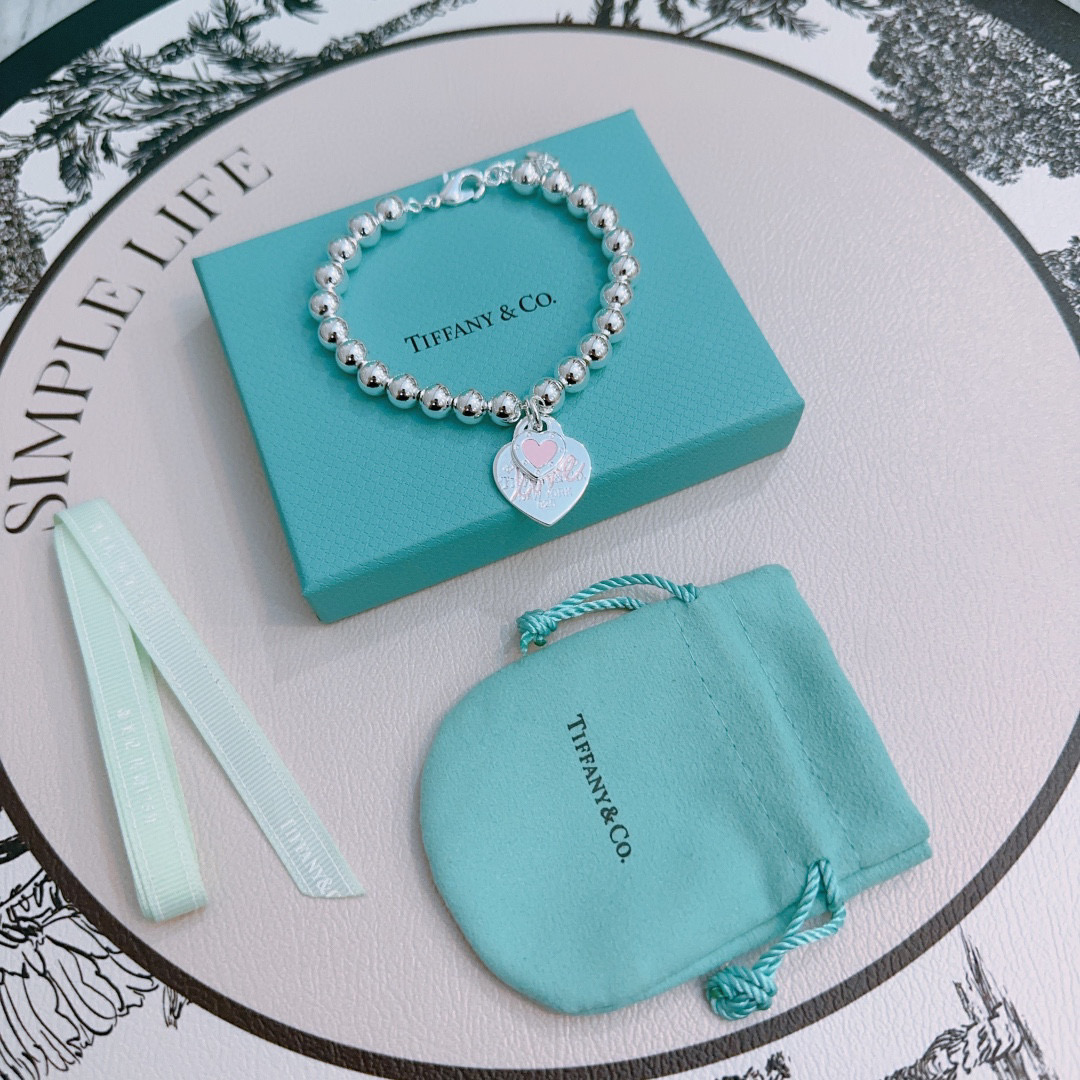 NO:558564,Tiffany TIFFNY&CO. Counter Seiko Silver Version Bracelet Same Style as Stars Retro Old Style Original Re-Engraved Purely Handmade ~ Genuine Open Mold Trendy Fashion Must-Have Can Be Weared by Men and Women Same Style for Couples Rock and Punk Silver Style Trendy and Versatile Same Style as Official Website (8m Adjustable), Boutique Jewelry, Tiffany, Bracelet19860909蒂芙尼 TIFFNY&CO. 专柜精工银版本手链明星同款 复古做旧风 原版复刻 纯手工打造 ～正品开模潮流时尚必备 男女均可佩戴 情侣款同款 摇滚朋克银风格 潮流百搭 官网同款（8m 可调节）,饰品精品,tiffany,bracelet,Jewelry