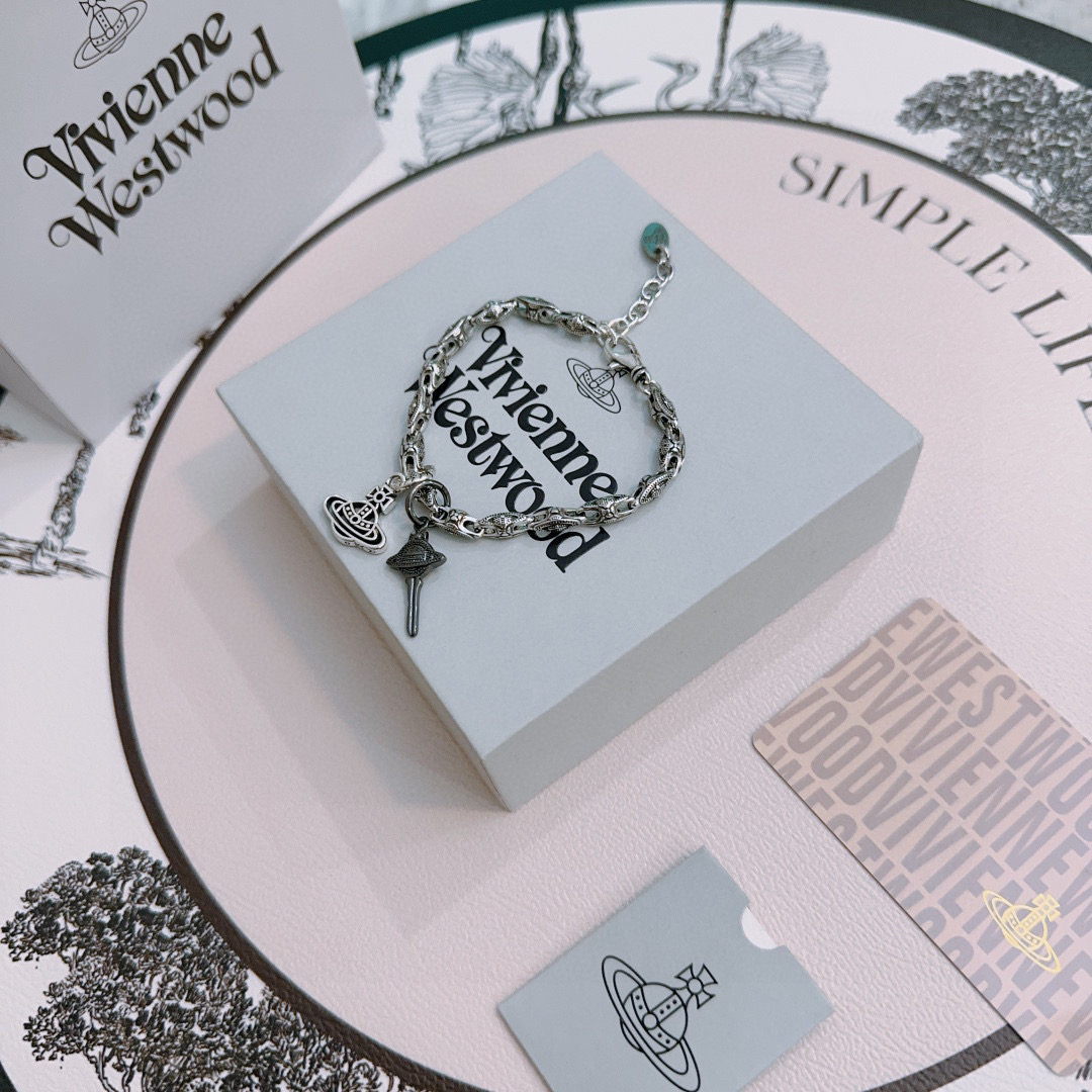 NO:582529,High-quality West Queen Mother counter Seiko version of Thai silver style bracelet. Same style as the star. Retro style. Original replica. Handmade ~ Genuine open mold. Trendy and fashionable must-have. Can be worn by both men and women. Same style for couples. Rock and punk Thai silver style. Retro elements. Trendy and versatile. Official website same code number 18 20 22 (adjustable), fine jewelry, bracelet19860909高品质西太后专柜精工版本泰银风格手链 明星同款 复古做旧风 原版复刻 纯手工打造 ～正品开模潮流时尚必备 男女均可佩戴 情侣款同款 摇滚朋克泰银风格 复古元素 潮流百搭 官网同款码数18 20 22（可调节）,饰品精品,bracelet,Jewelry