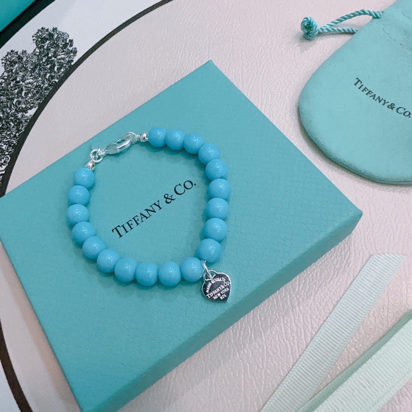 NO:603783,Tiffany TIFFNY&CO. Counter Seiko Silver Version Bracelet Same Style as Stars Retro Old Style Original Re-Engraved Purely Handmade ~ Genuine Open Mold Trendy Fashion Must-Have Can Be Weared by Men and Women Same Style for Couples Rock and Punk Silver Style Trendy and Versatile Same Style as Official Website, Boutique Jewelry, Tiffany, Bracelet19860909蒂芙尼 TIFFNY&CO. 专柜精工银版本手链明星同款 复古做旧风 原版复刻 纯手工打造 ～正品开模潮流时尚必备 男女均可佩戴 情侣款同款 摇滚朋克银风格 潮流百搭 官网同款,饰品精品,tiffany,bracelet,Jewelry