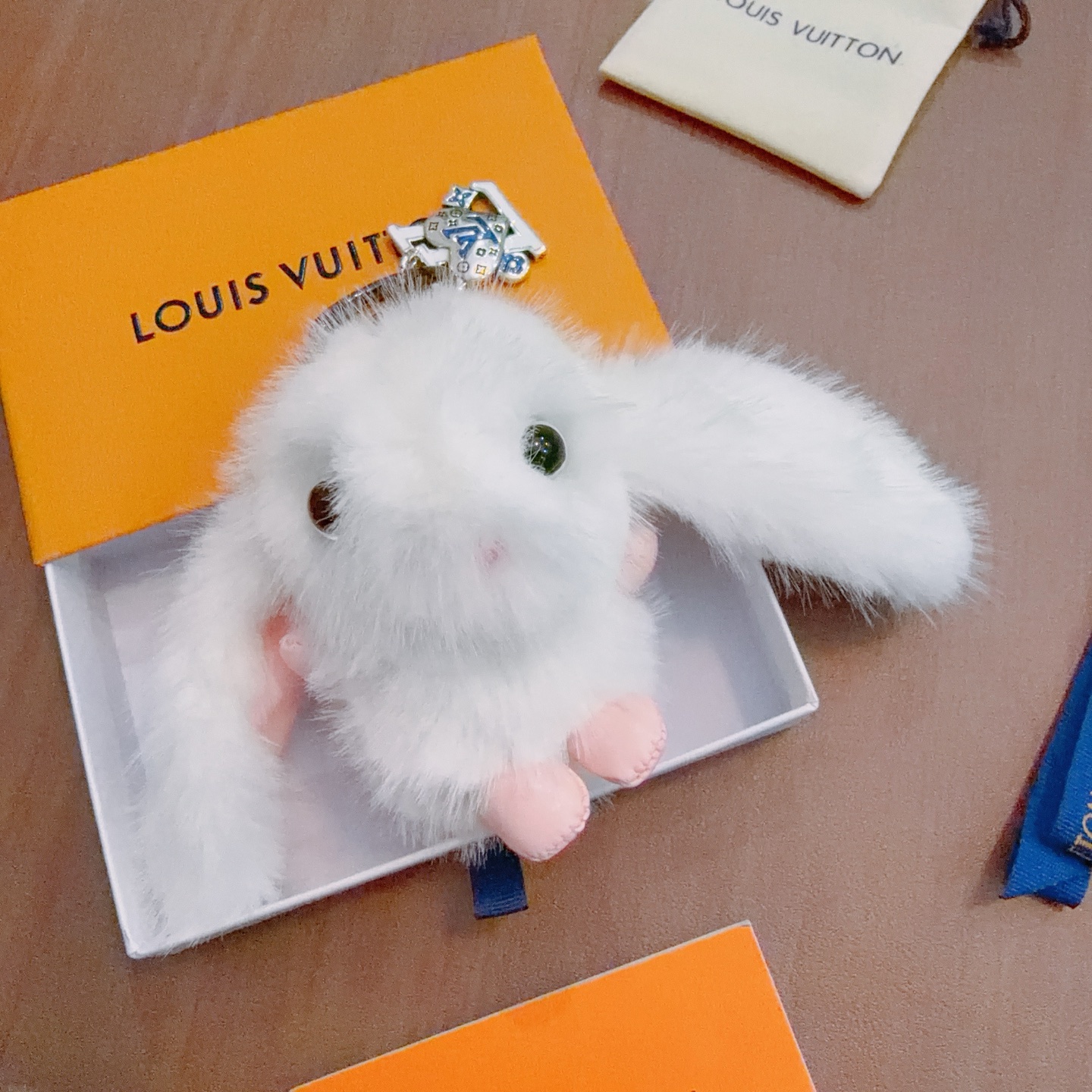 Louis Vuitton Anger Forest Bunny Charm pendant Silver-tone metal with blue and white enamel detailing white faux fur with pink accents and green eyes 3cm keyring 8cm plush