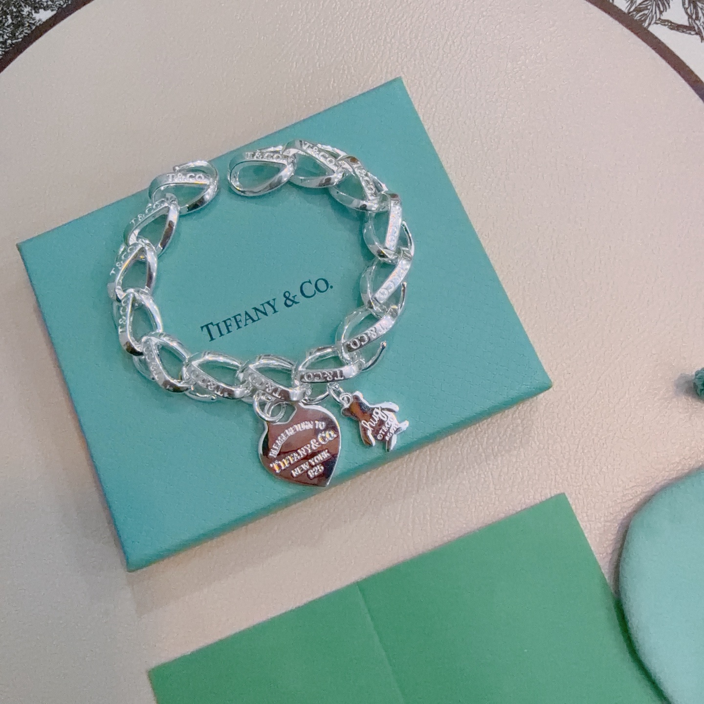 新款蒂芙尼手链TIFFNY&CO. 专柜精工银版本 明星同款 复古做旧风 原版复刻 纯手工打造 ～正品开