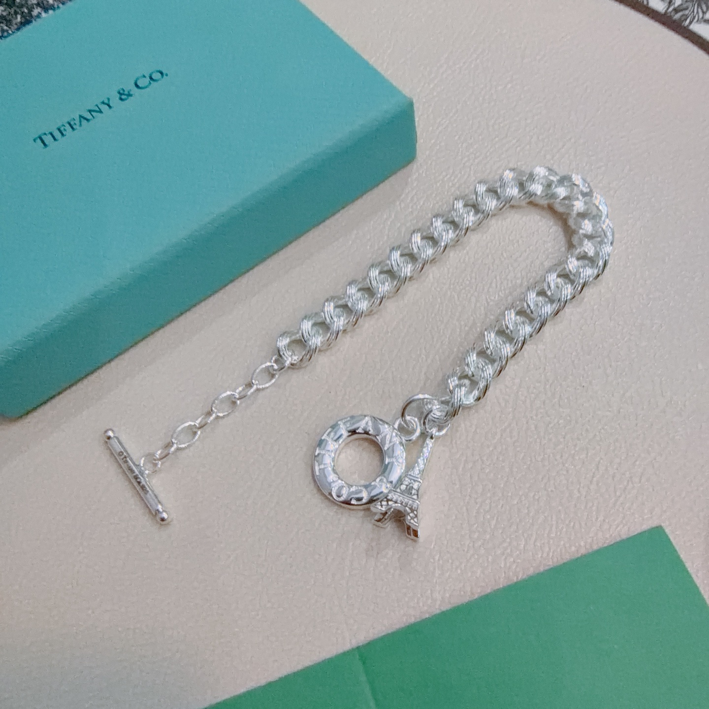 新款蒂芙尼手链TIFFNY&CO. 专柜精工银版本 明星同款 复古做旧风 原版复刻 纯手工打造 ～正品开