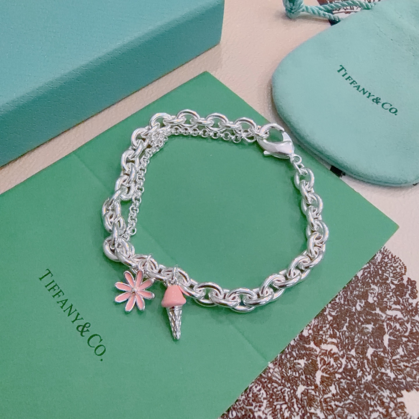 新款蒂芙尼手链TIFFNY&CO. 专柜精工银版本 明星同款 复古做旧风 原版复刻 纯手工打造 ～正品开