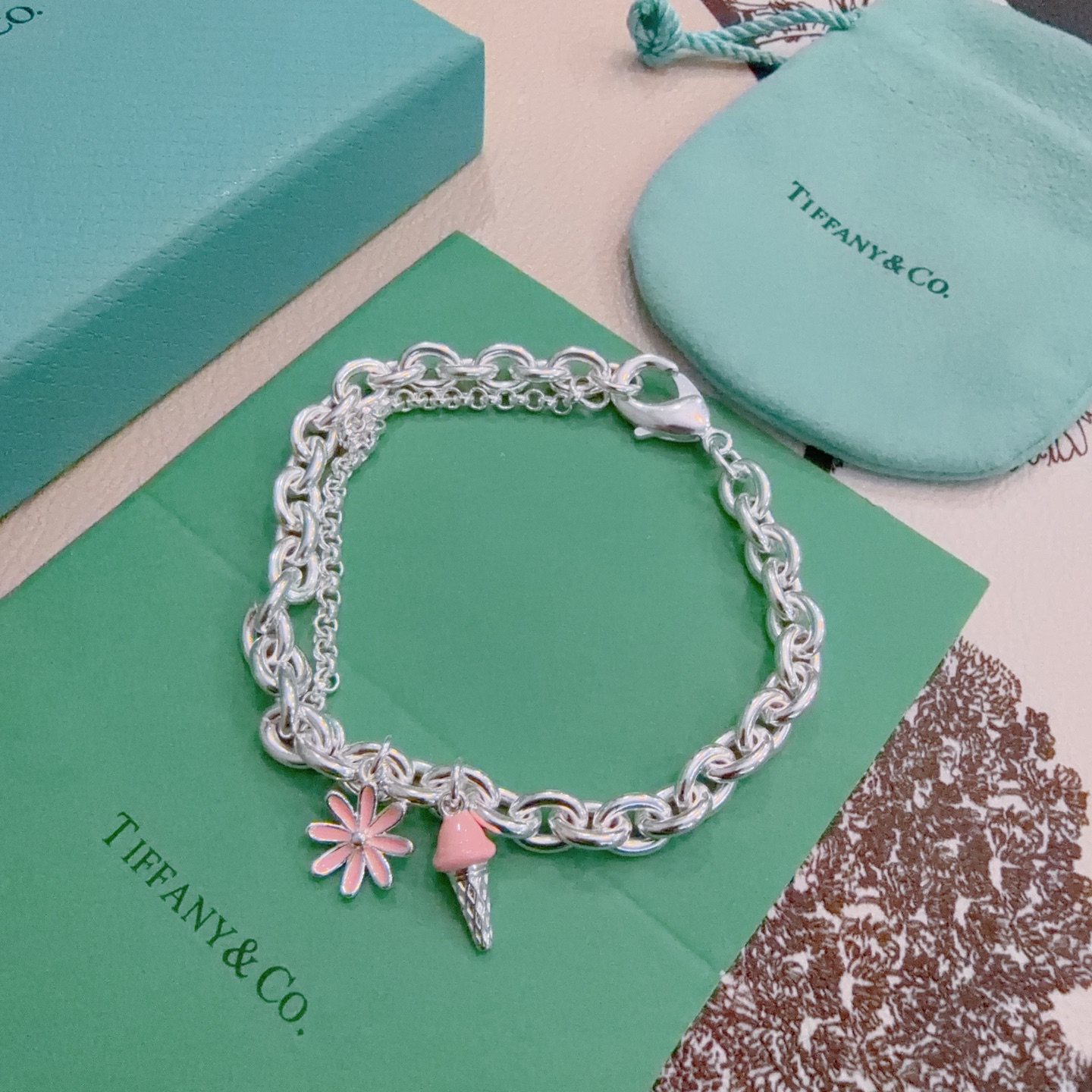 新款蒂芙尼手链TIFFNY&CO. 专柜精工银版本 明星同款 复古做旧风 原版复刻 纯手工打造 ～正品开
