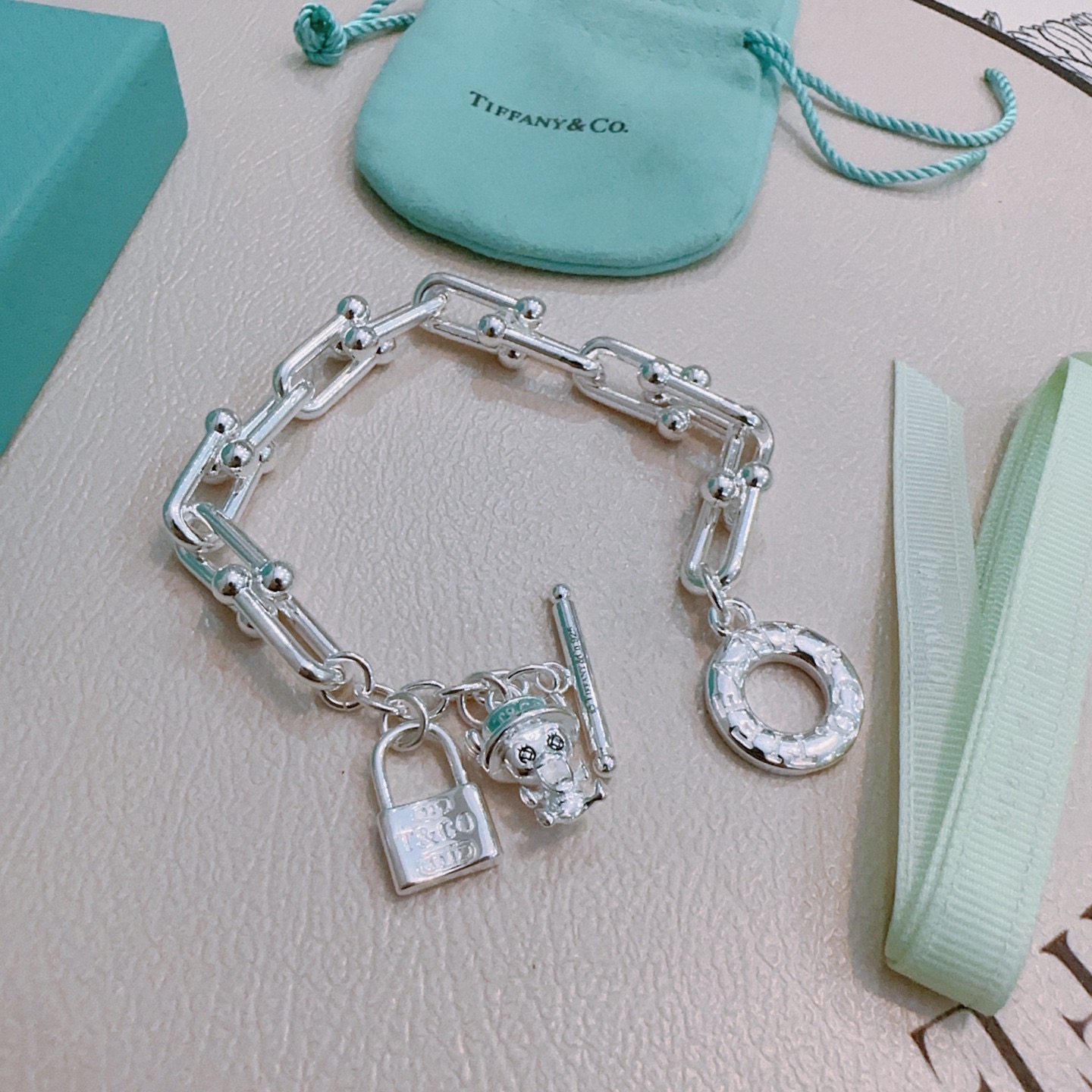 蒂芙尼🩵 TIFFNY&CO. 专柜精工银版本手链 明星同款 复古做旧风 原版复刻 纯手工打造 ～正品开