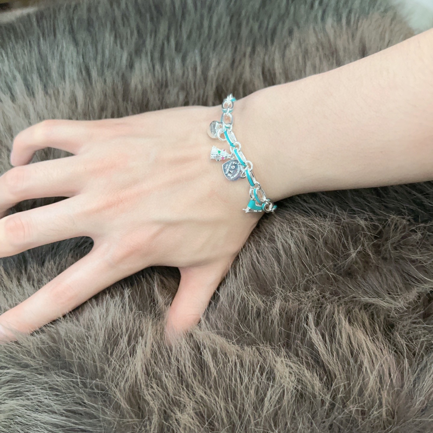 蒂芙尼手链🩵 TIFFNY&CO. 专柜精工银版本 明星同款 复古做旧风 原版复刻 纯手工打造 ～正品开