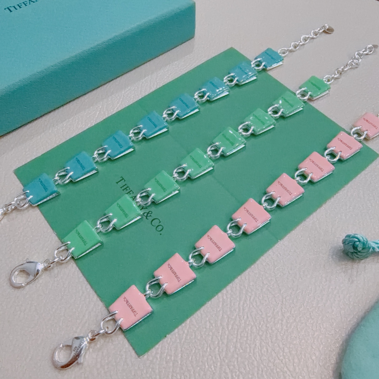 新款蒂芙尼手链TIFFNY&CO. 专柜精工银版本 明星同款 复古做旧风 原版复刻 纯手工打造 ～正品开