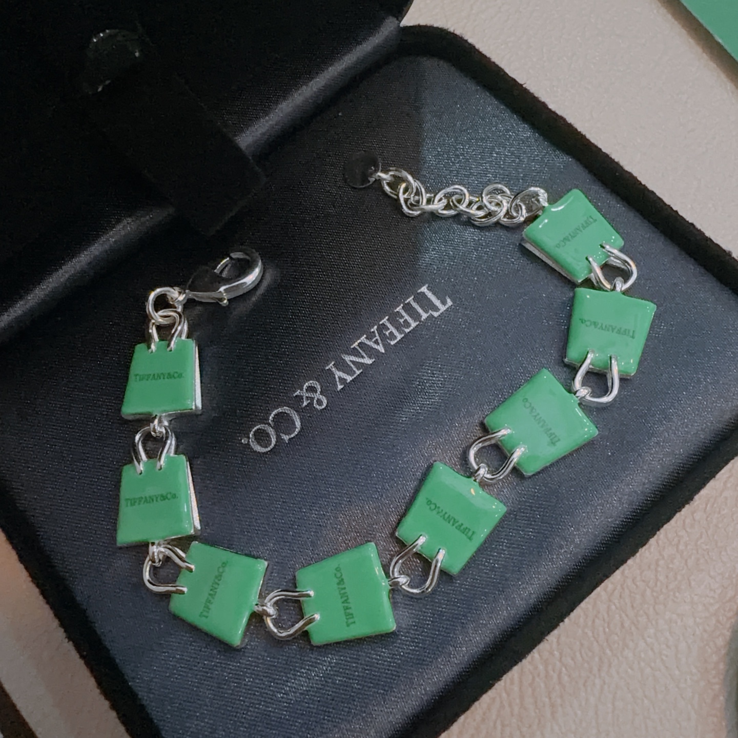 新款蒂芙尼手链TIFFNY&CO. 专柜精工银版本 明星同款 复古做旧风 原版复刻 纯手工打造 ～正品开