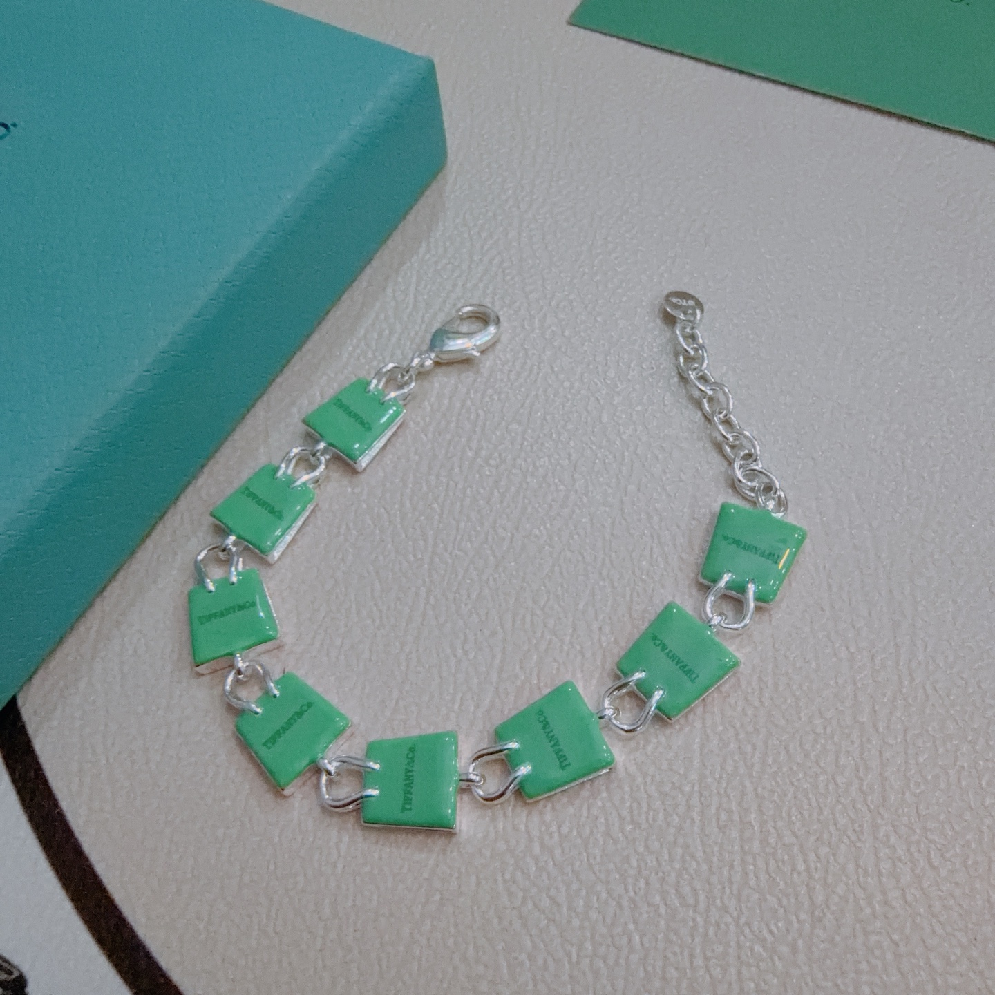 新款蒂芙尼手链TIFFNY&CO. 专柜精工银版本 明星同款 复古做旧风 原版复刻 纯手工打造 ～正品开