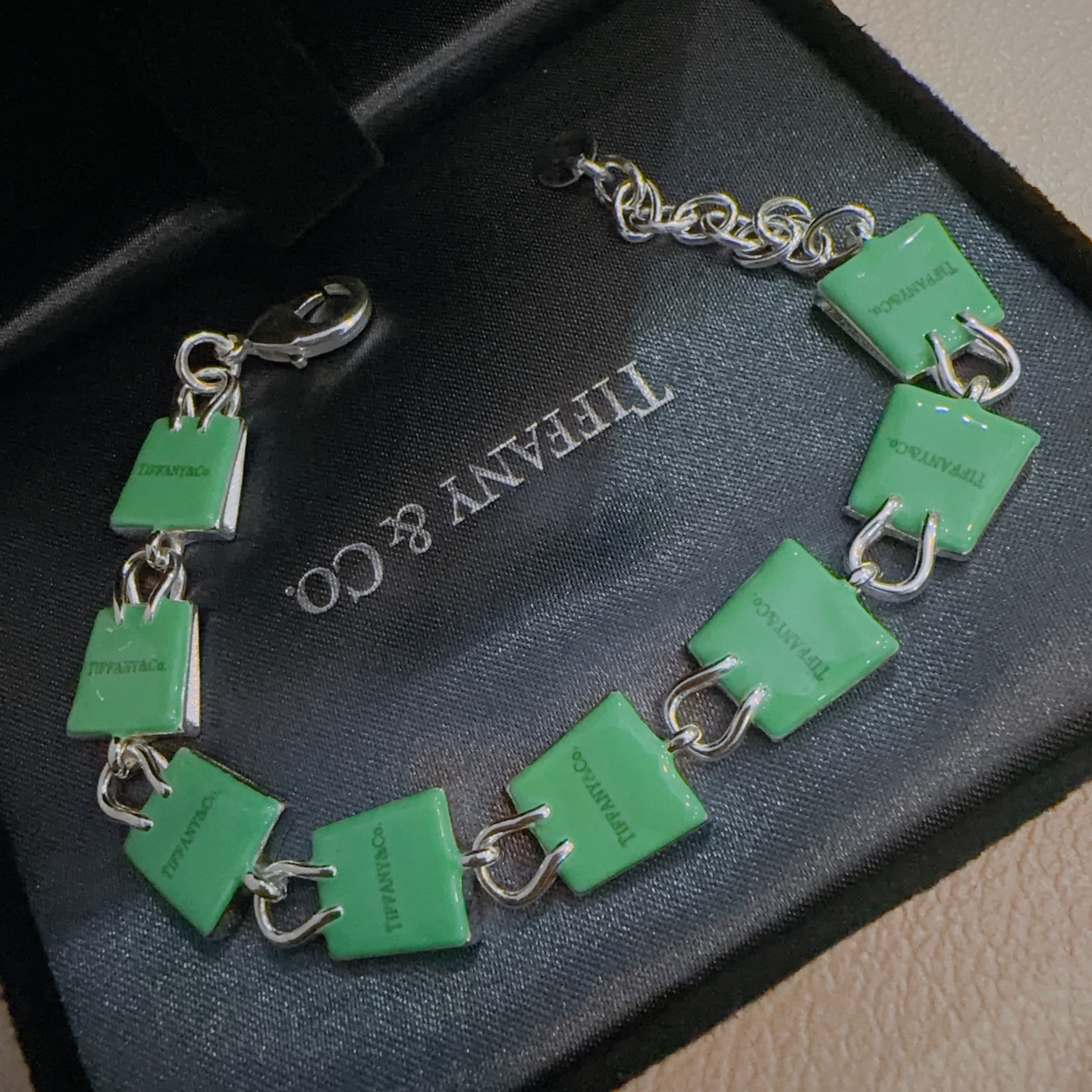 新款蒂芙尼手链TIFFNY&CO. 专柜精工银版本 明星同款 复古做旧风 原版复刻 纯手工打造 ～正品开