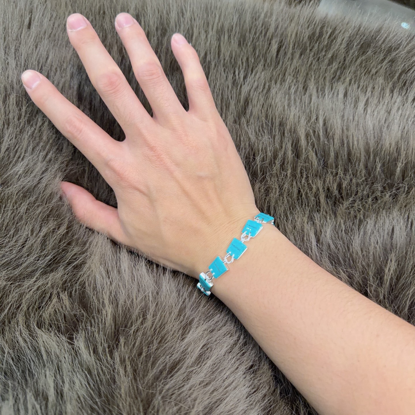 新款蒂芙尼手链TIFFNY&CO. 专柜精工银版本 明星同款 复古做旧风 原版复刻 纯手工打造 ～正品开