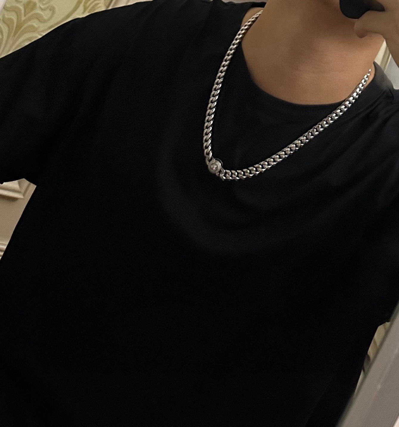 高品质范思哲项链美杜莎头像原单货专柜新款开模复古潮流时尚必备 男女均可佩戴 情侣款同款 摇滚朋克泰银风格