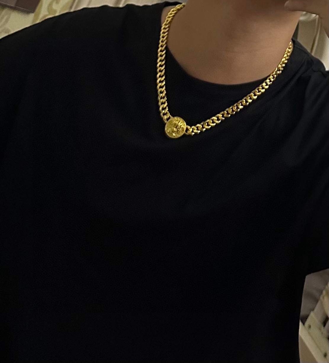 高品质范思哲手链美杜莎头像原单货专柜新款开模复古潮流时尚必备 男女均可佩戴 情侣款同款 摇滚朋克泰银风格