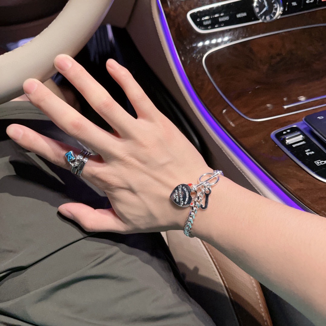 蒂芙尼🩵 TIFFNY&CO. 专柜精工银版本手链 明星同款 复古做旧风 原版复刻 纯手工打造 ～正品开