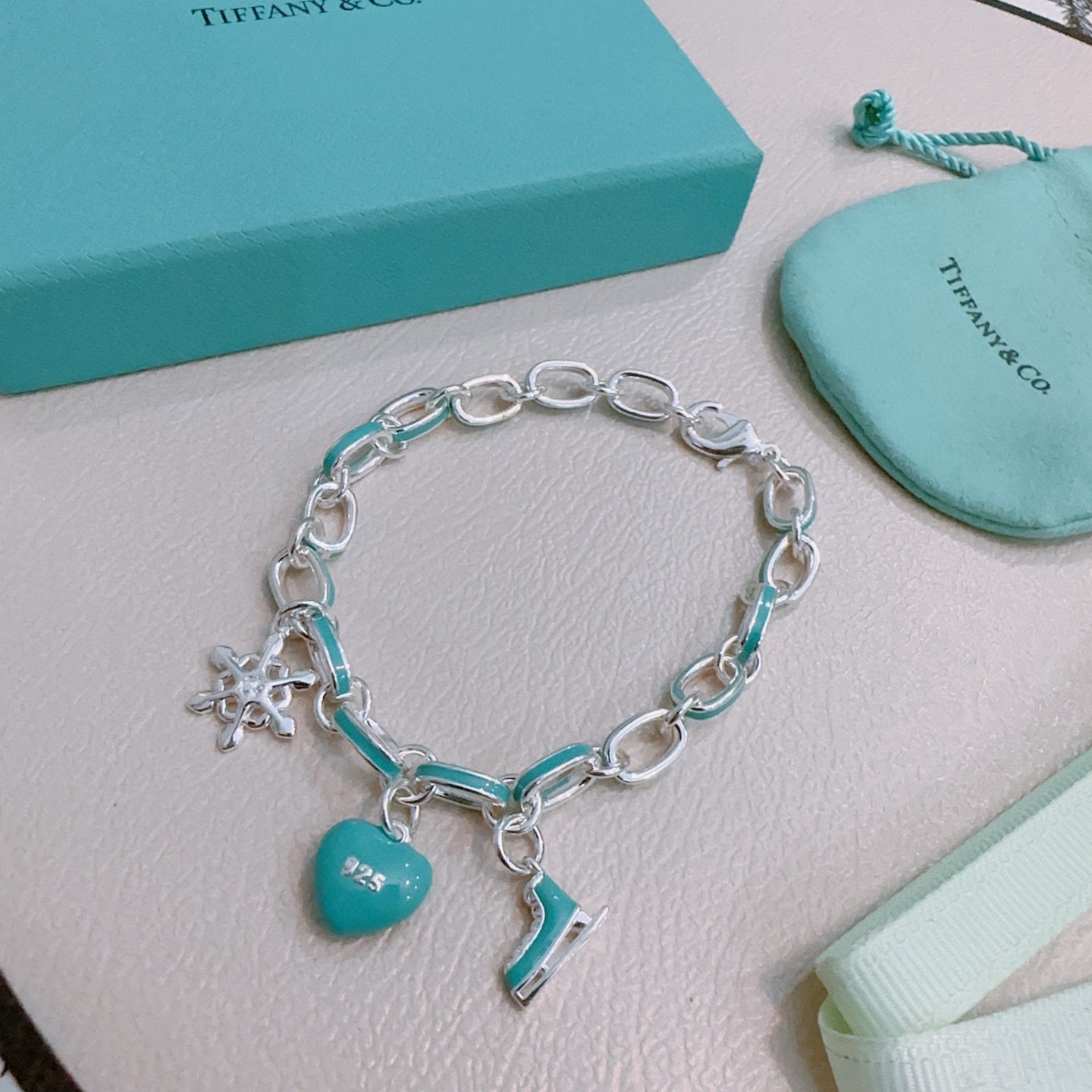 蒂芙尼手链🩵 TIFFNY&CO. 专柜精工银版本 明星同款 复古做旧风 原版复刻 纯手工打造 ～正品开