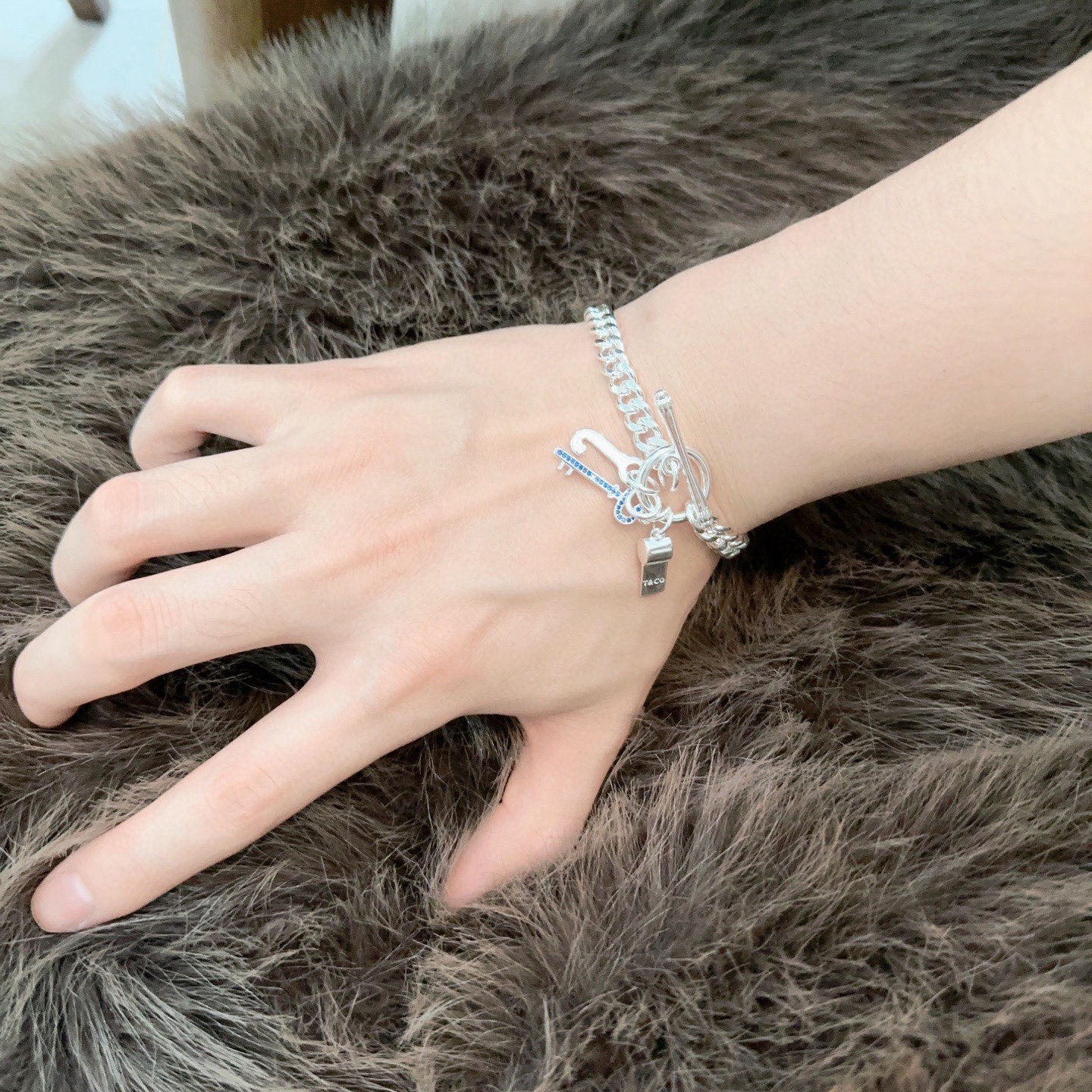 蒂芙尼手链🩵 TIFFNY&CO. 专柜精工银版本 明星同款 复古做旧风 原版复刻 纯手工打造 ～正品开