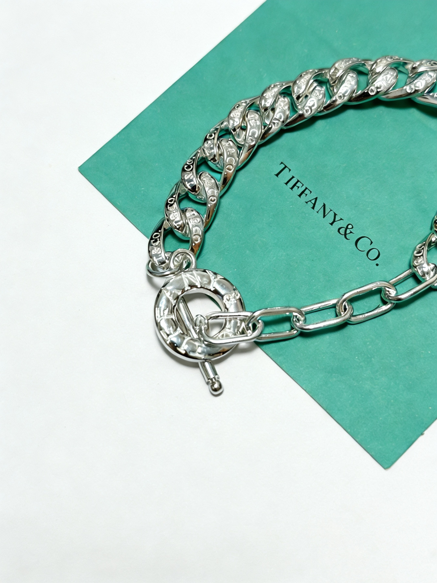蒂芙尼手链🩵 TIFFNY&CO. 专柜精工银版本 明星同款 复古做旧风 原版复刻 纯手工打造 ～正品开