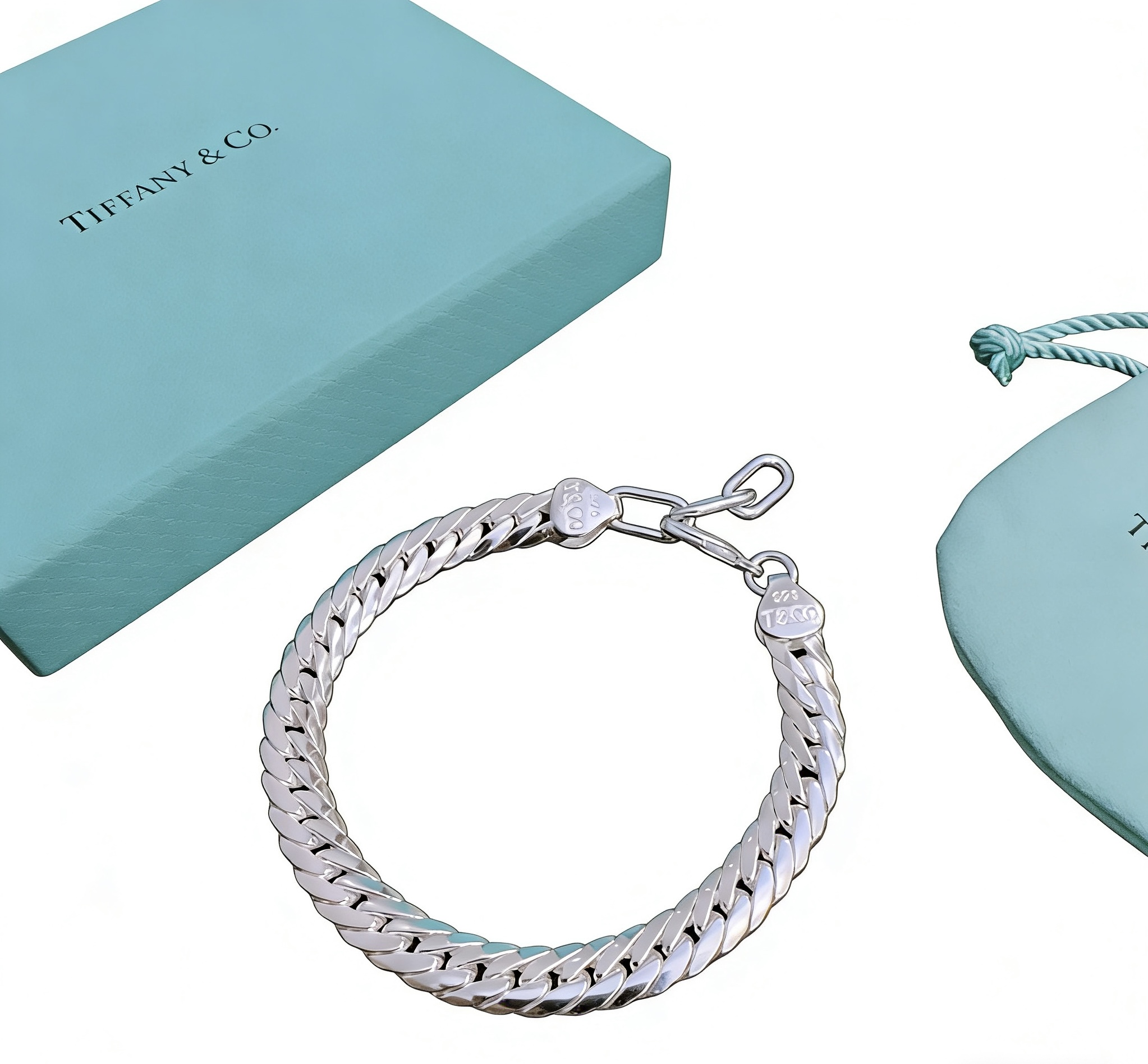 蒂芙尼手链🩵 TIFFNY&CO. 专柜精工银版本 明星同款 复古做旧风 原版复刻 纯手工打造 ～正品开
