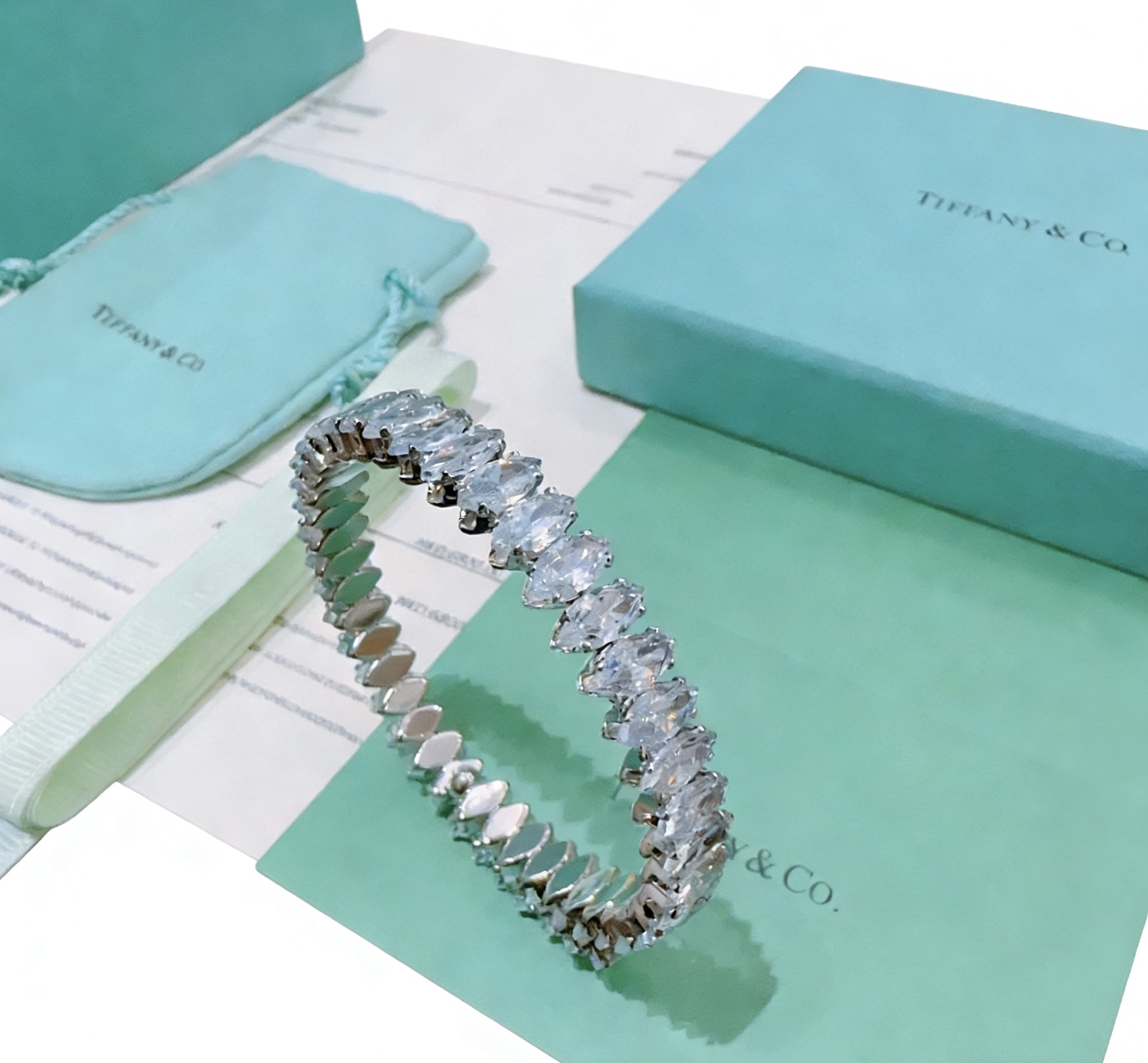 独家订制 ✨Tiff 蒂芙尼手链纪念款 花絮 马眼 手链 💘采用高碳钻 💎 顶级亚金材质镶嵌 铂金镶钻设