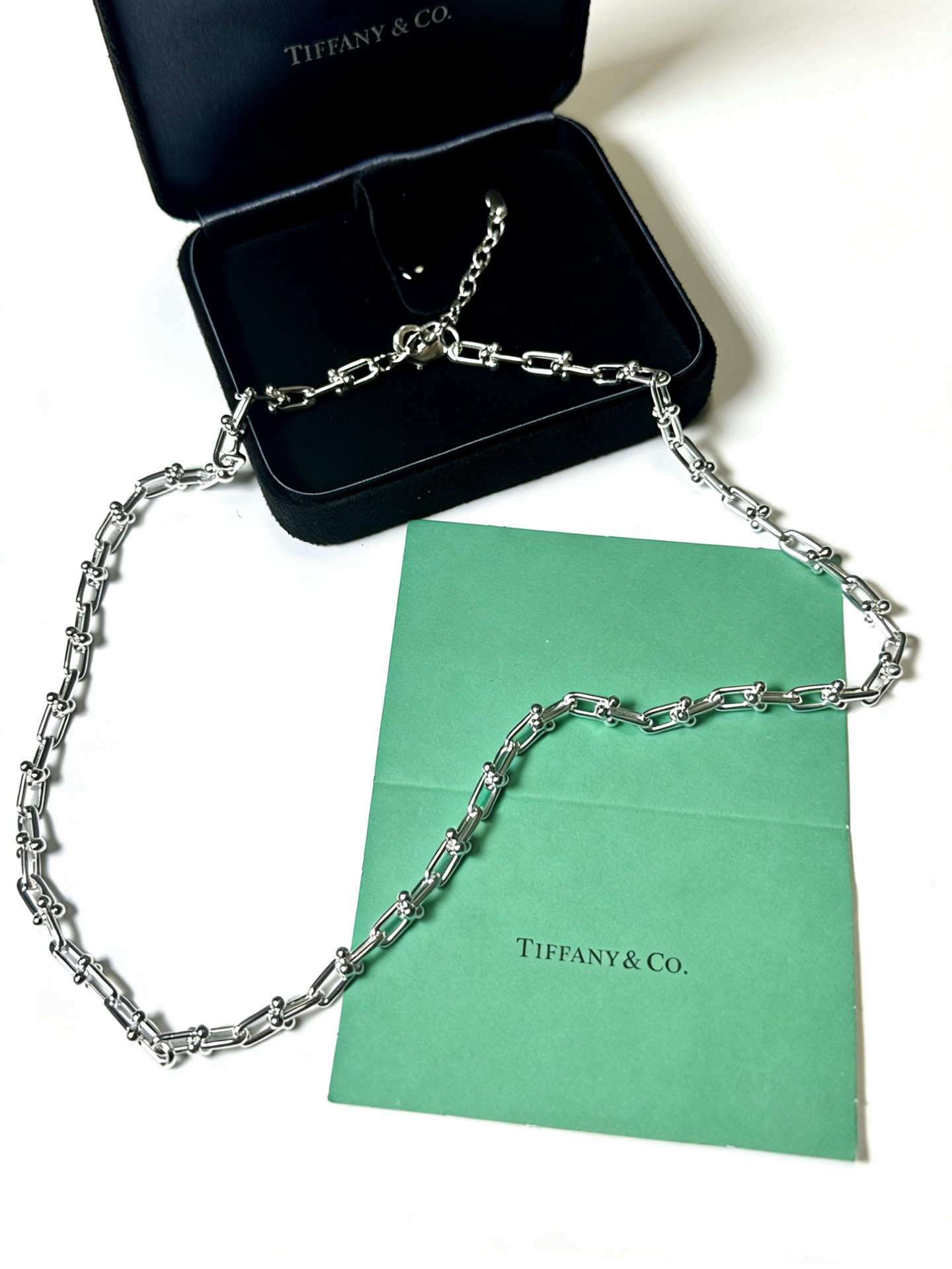 NO:688248,New Tiffany & Co. necklace TIFFNY&CO. Counter Seiko silver version, the same style as the star, retro old style, original replica, purely handmade ~ authentic mold opening, trendy and fashionable must-have, can be worn by both men and women, same style for couples, rock punk silver style, trendy and versatile, same style as the official website, boutique jewelry, tiffany, necklace19860909新款蒂芙尼项链TIFFNY&CO. 专柜精工银版本明星同款 复古做旧风 原版复刻 纯手工打造 ～正品开模潮流时尚必备 男女均可佩戴 情侣款同款 摇滚朋克银风格 潮流百搭 官网同款,饰品精品,tiffany,necklace,Jewelry