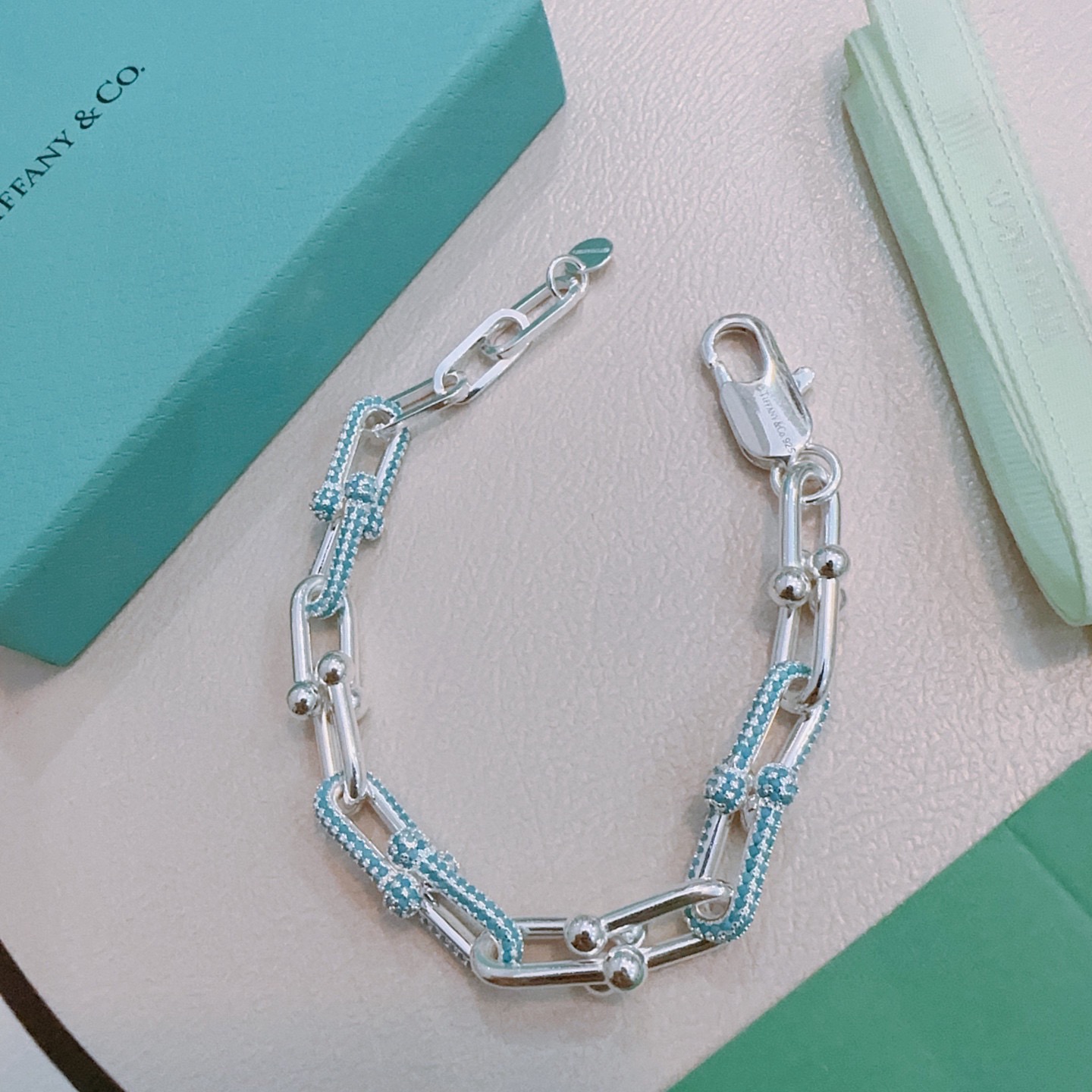 Tiffany & Co. 新款蓝钻蒂芙尼手链TIFFNY&CO