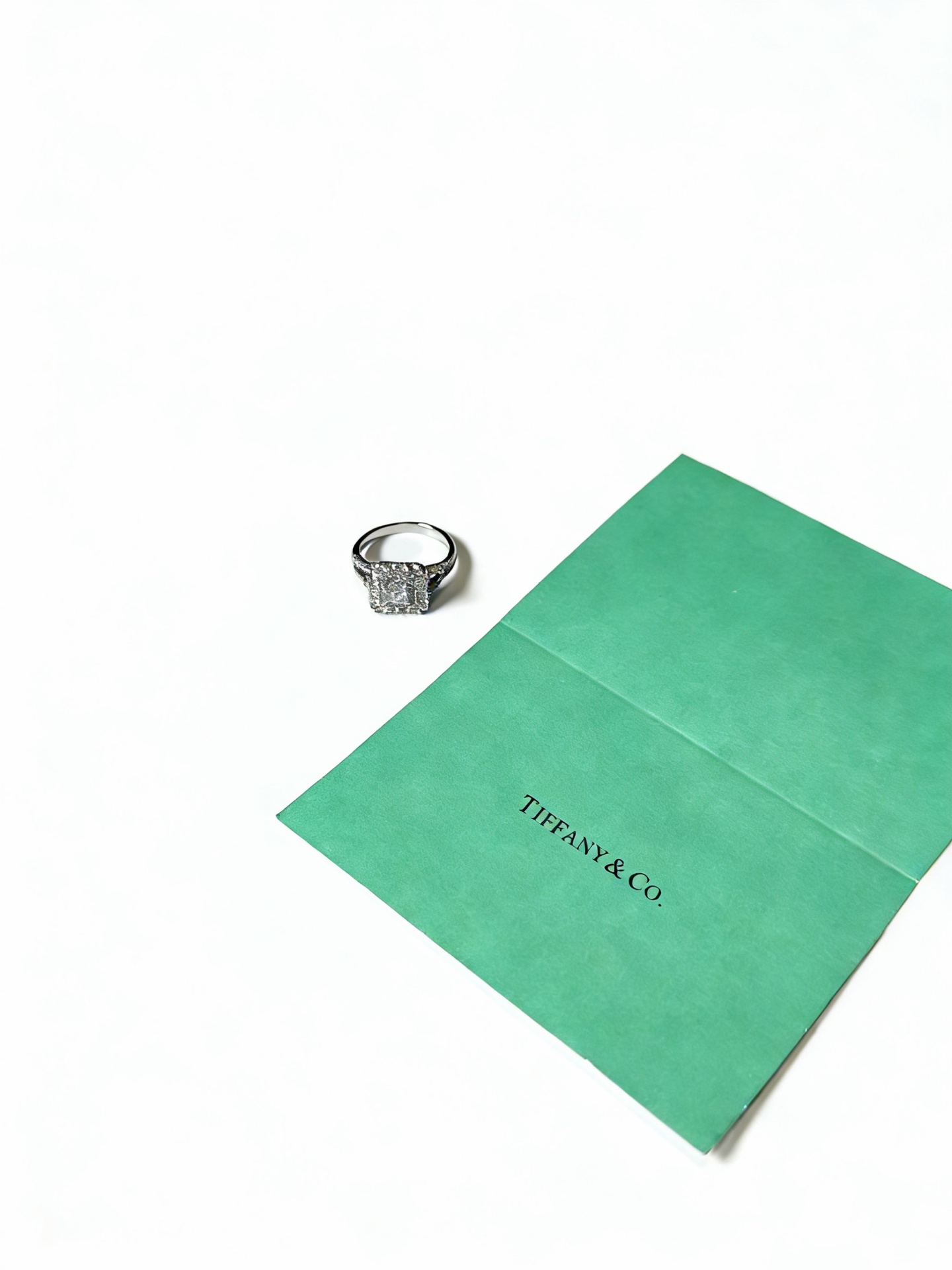 Tiffany 蒂芙尼戒指 ✨简约大气百搭 潮流单品 全新升级版 戒指码数(678)💓V金镀铂金层 清晰字印 非常不错的款式推荐👍这款 搭 6