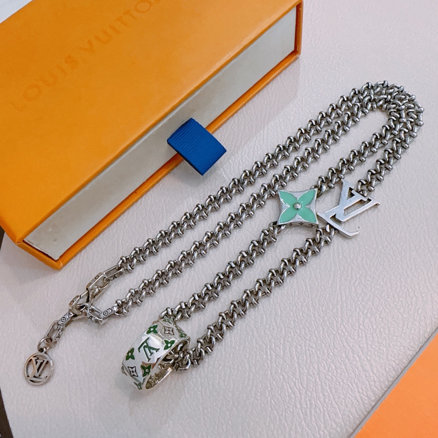 Louis Vuitton Haute Couture Haute Couture Fine Jewelry Necklace Bracelet 2