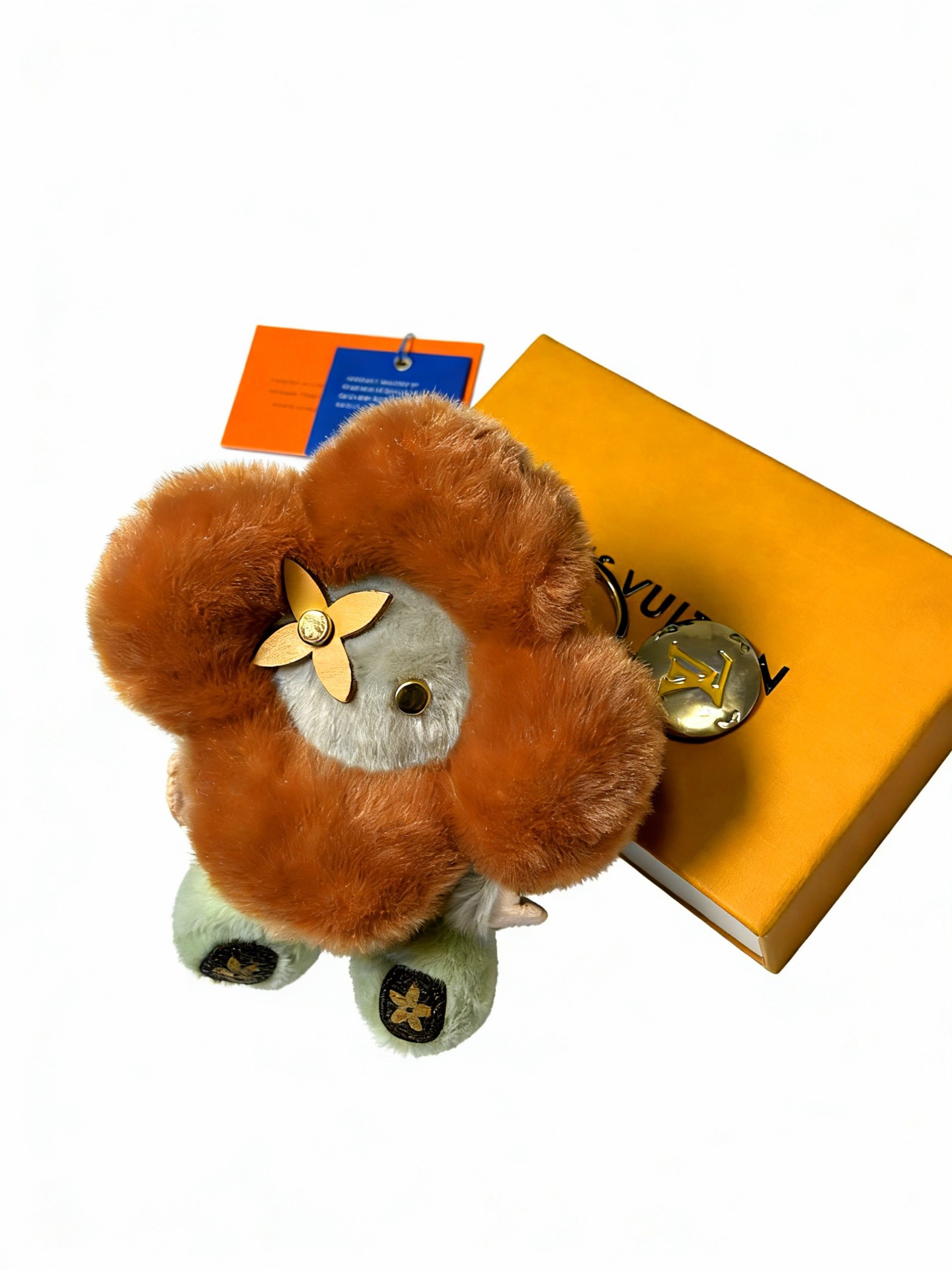 ❤️130包邮/原单代购级别
新品发布LV钥匙扣 lv包包扣 最新款包包挂饰档次更高明星同款Anger Forest系列经典款联名设计理念钥匙扣系列
细节对版做旧处理 非市面亮面版型 
这款一直在出 lv里面热卖款 非常好搭配潮流背包👔🥿