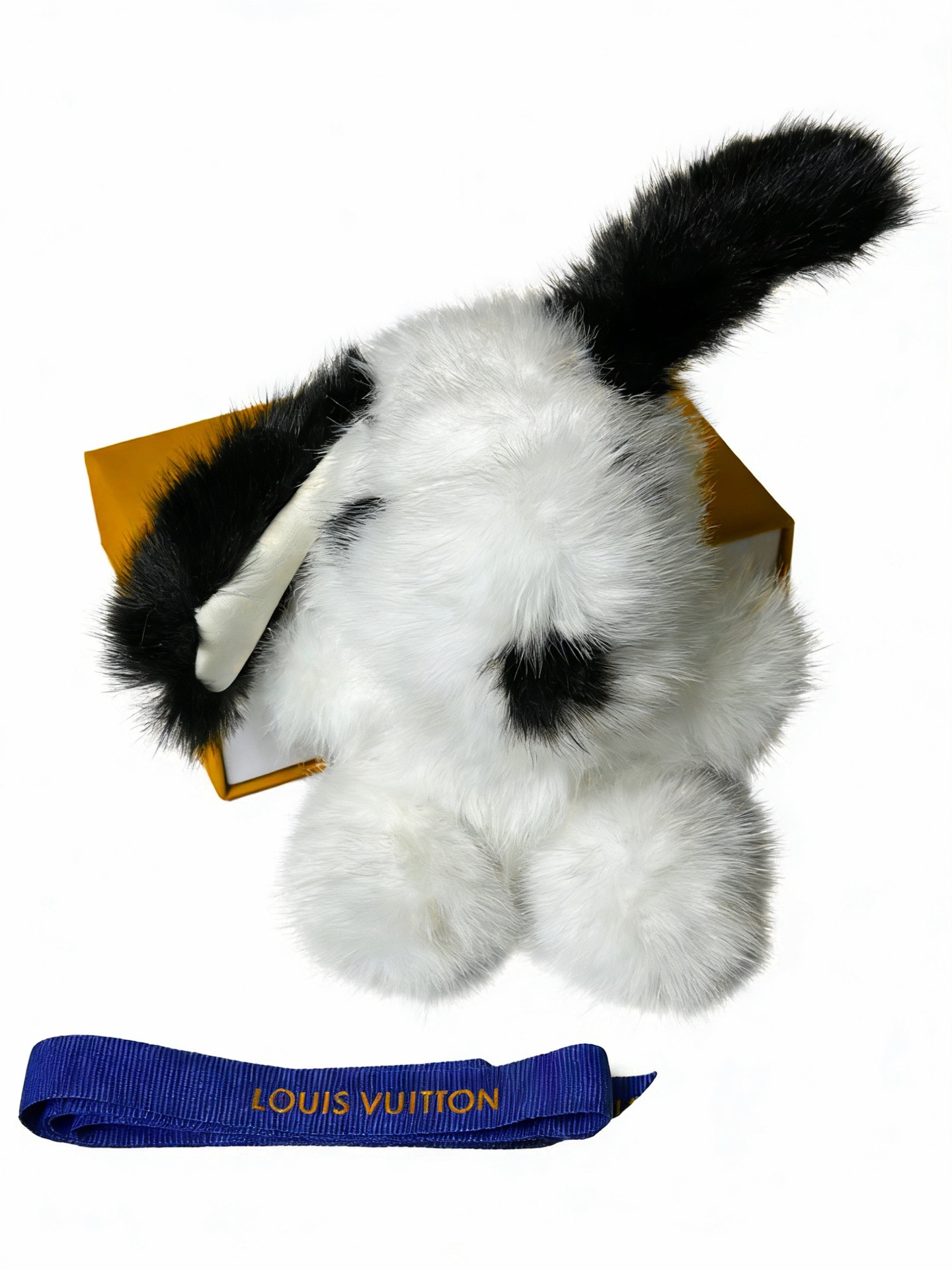 ❤️130包邮/原单代购级别
新品发布LV钥匙扣 lv包包扣 最新款包包挂饰档次更高明星同款Anger Forest系列经典款联名设计理念钥匙扣系列
细节对版做旧处理 非市面亮面版型 
这款一直在出 lv里面热卖款 非常好搭配潮流背包👔🥿