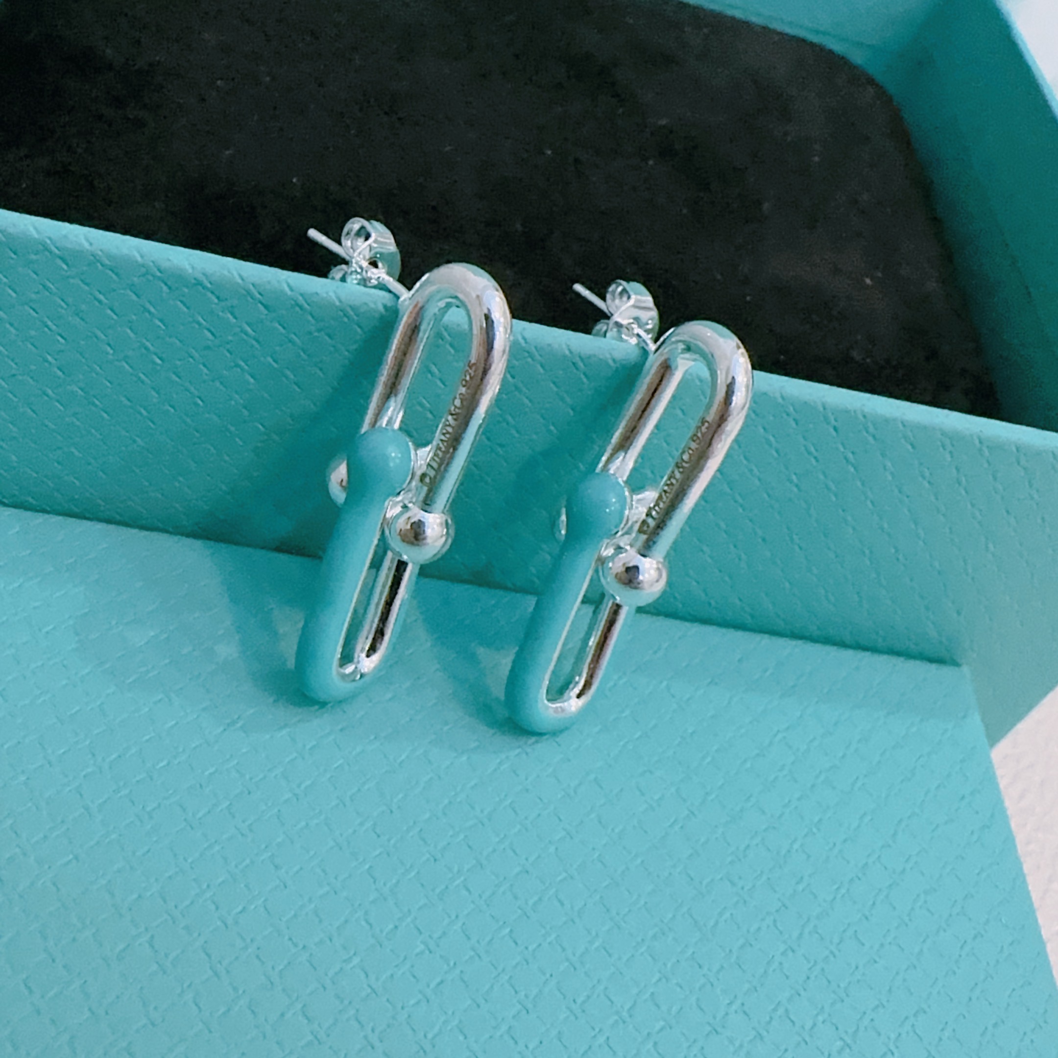 Tiffany & Co. 独家订制 Tiff 蒂芙尼耳环纪念款