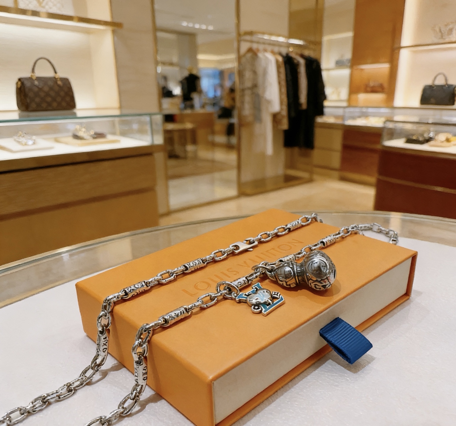 Louis Vuitton 新款路易威登 LV项链 潮流 男女均可佩戴