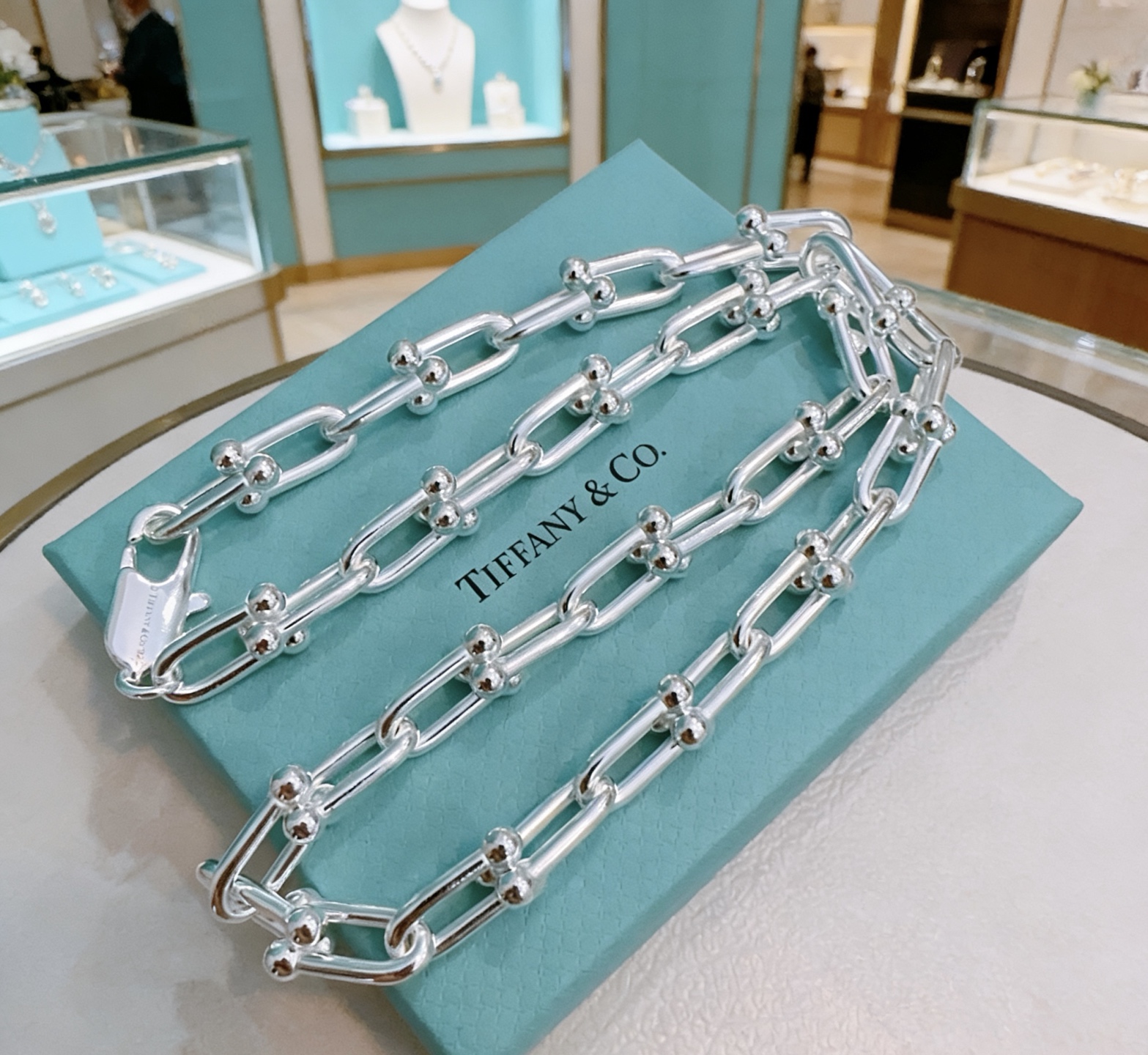 Tiffany Co HardWear necklace sterling silver 18 inches