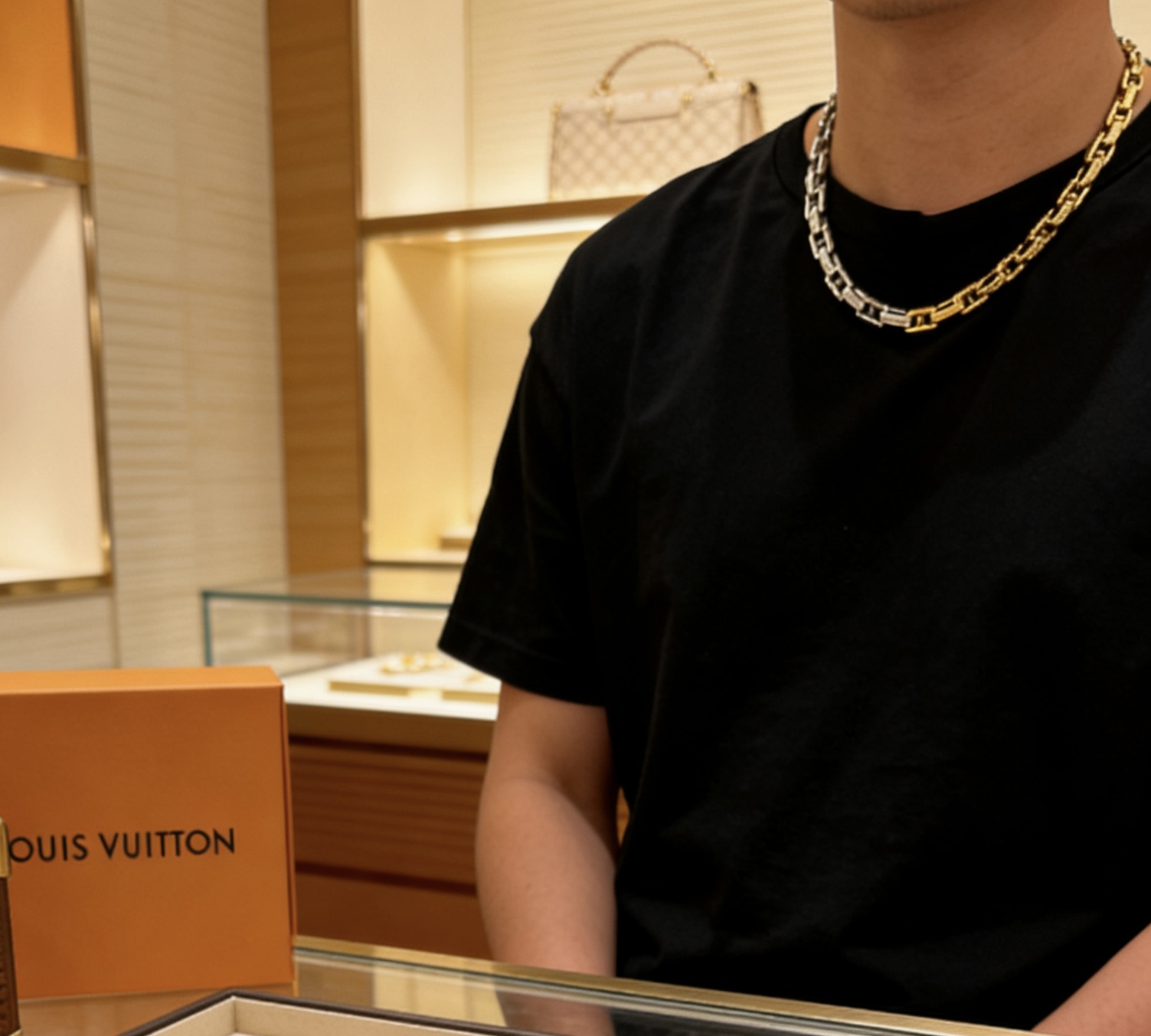 Louis Vuitton 路易威登 LV项链 潮流 男女均可佩戴