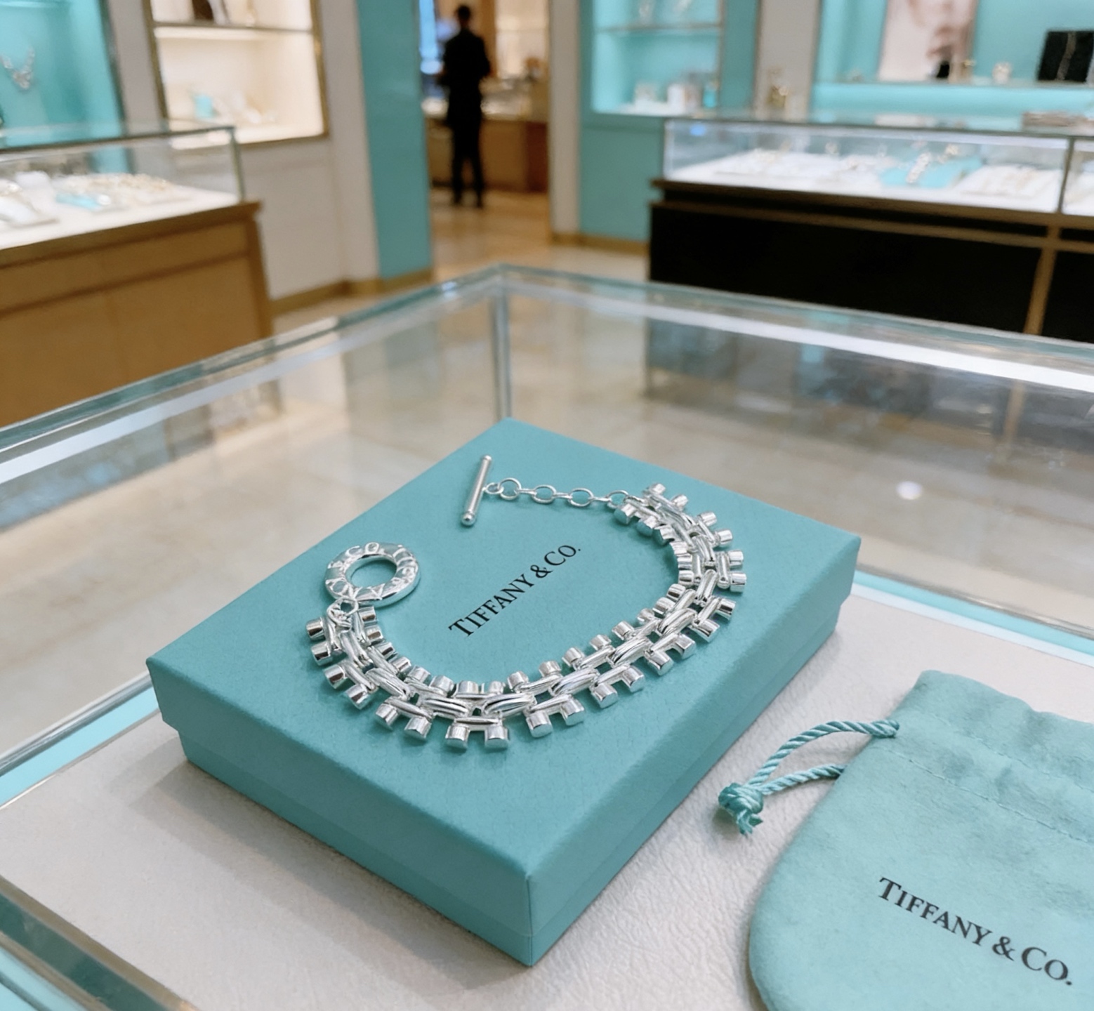 蒂芙尼🩵 TIFFNY&CO. 专柜精工银版本手链 明星同款 复古做旧风 原版复刻 纯手工打造 ～正品开