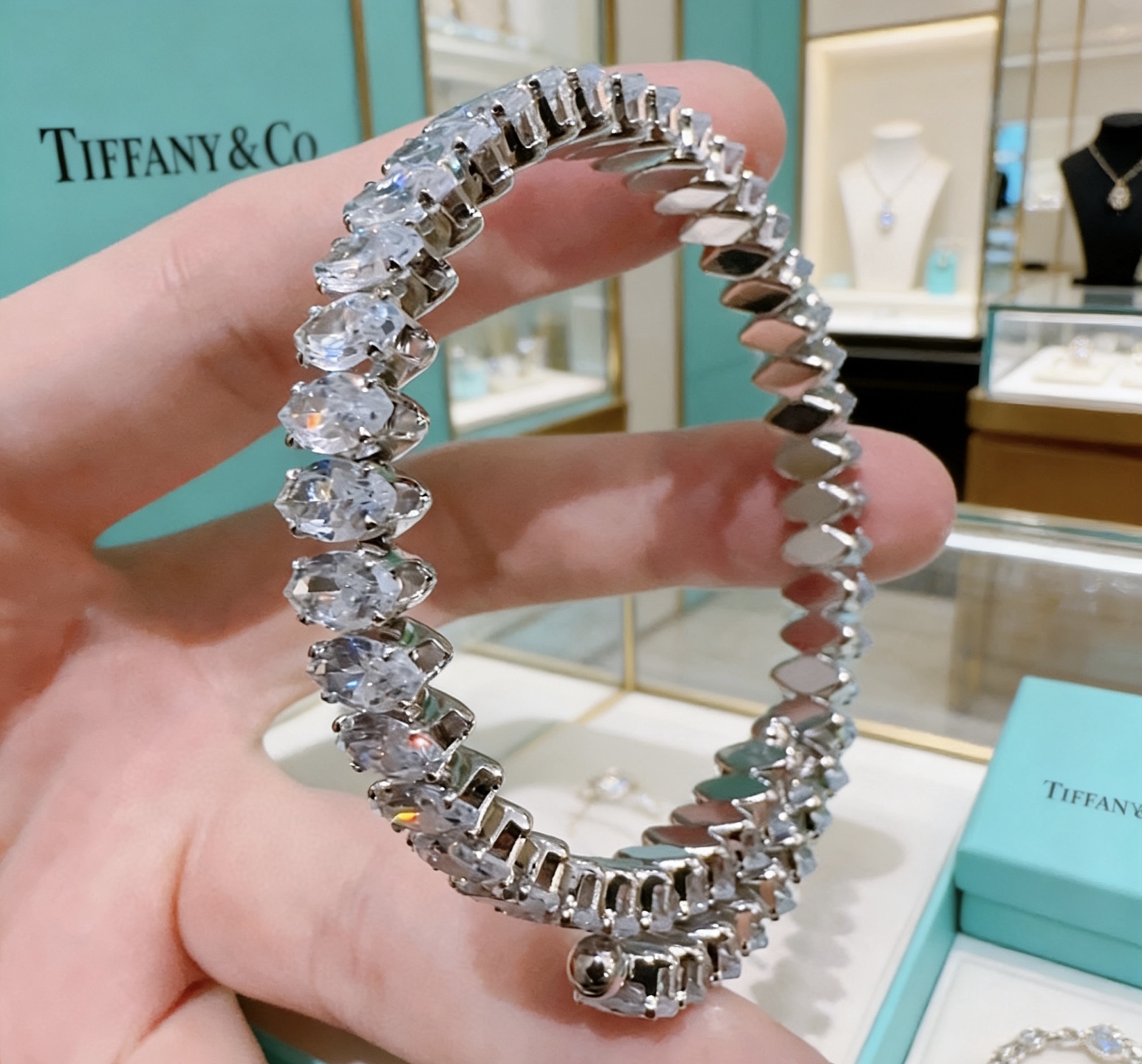 独家订制 ✨Tiff 蒂芙尼手链纪念款 花絮 马眼 手链 💘采用高碳钻 💎 顶级亚金材质镶嵌 铂金镶钻设