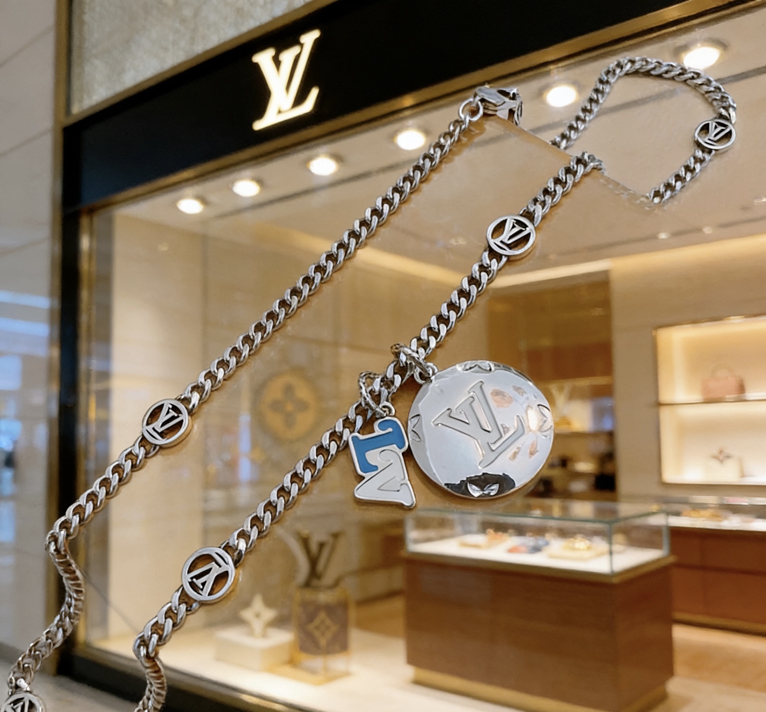 Louis Vuitton 新款路易威登 LV项链 潮流 男女均可佩戴