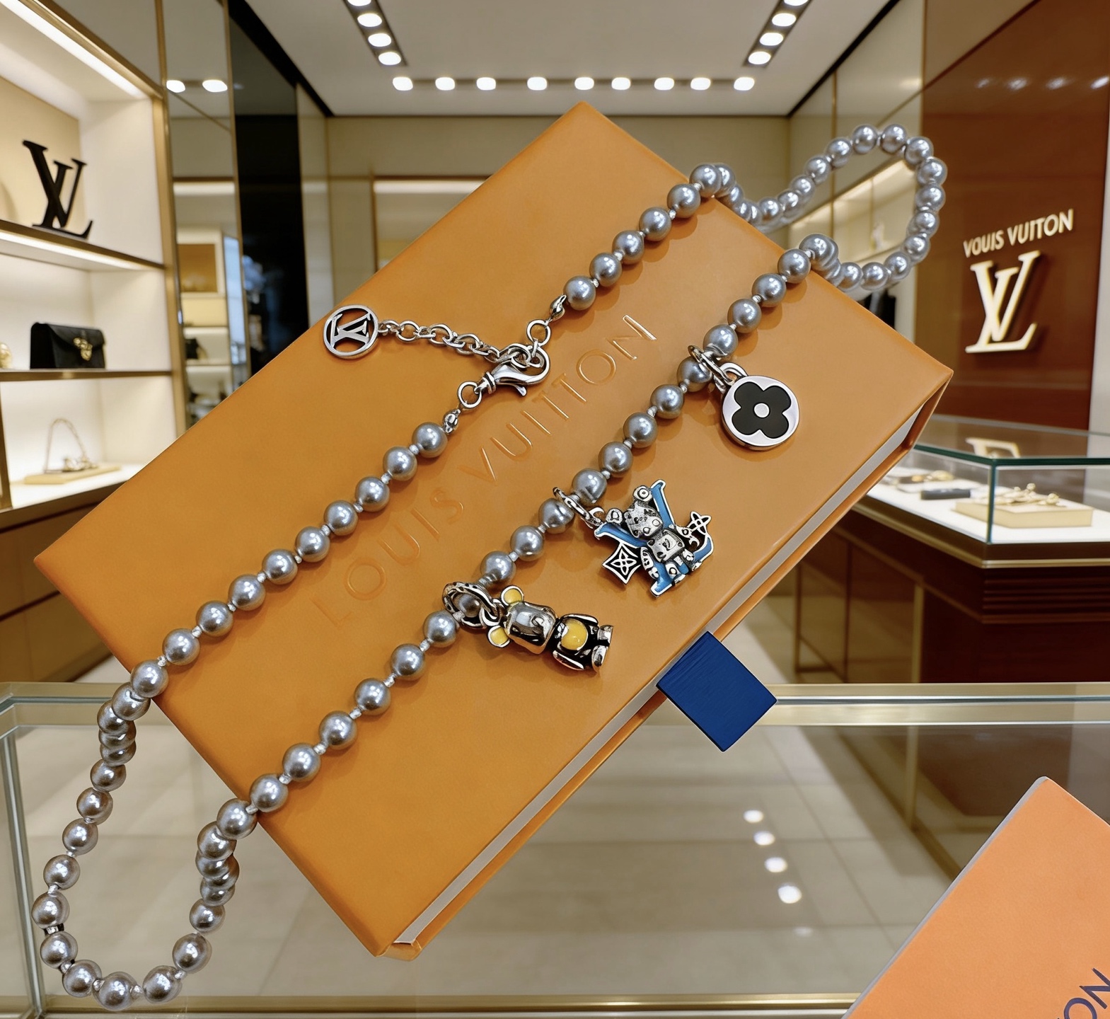 Louis Vuitton LV路易威登项链 潮流 男女均可佩戴